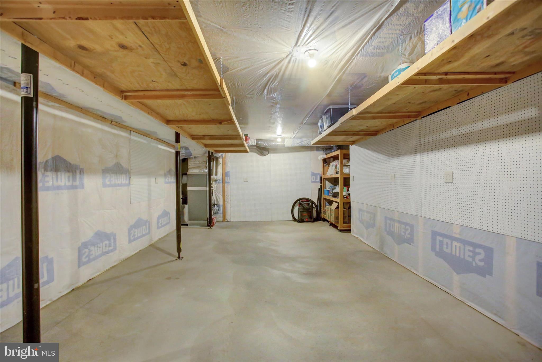 TOWN AND COUNTRY - Residential