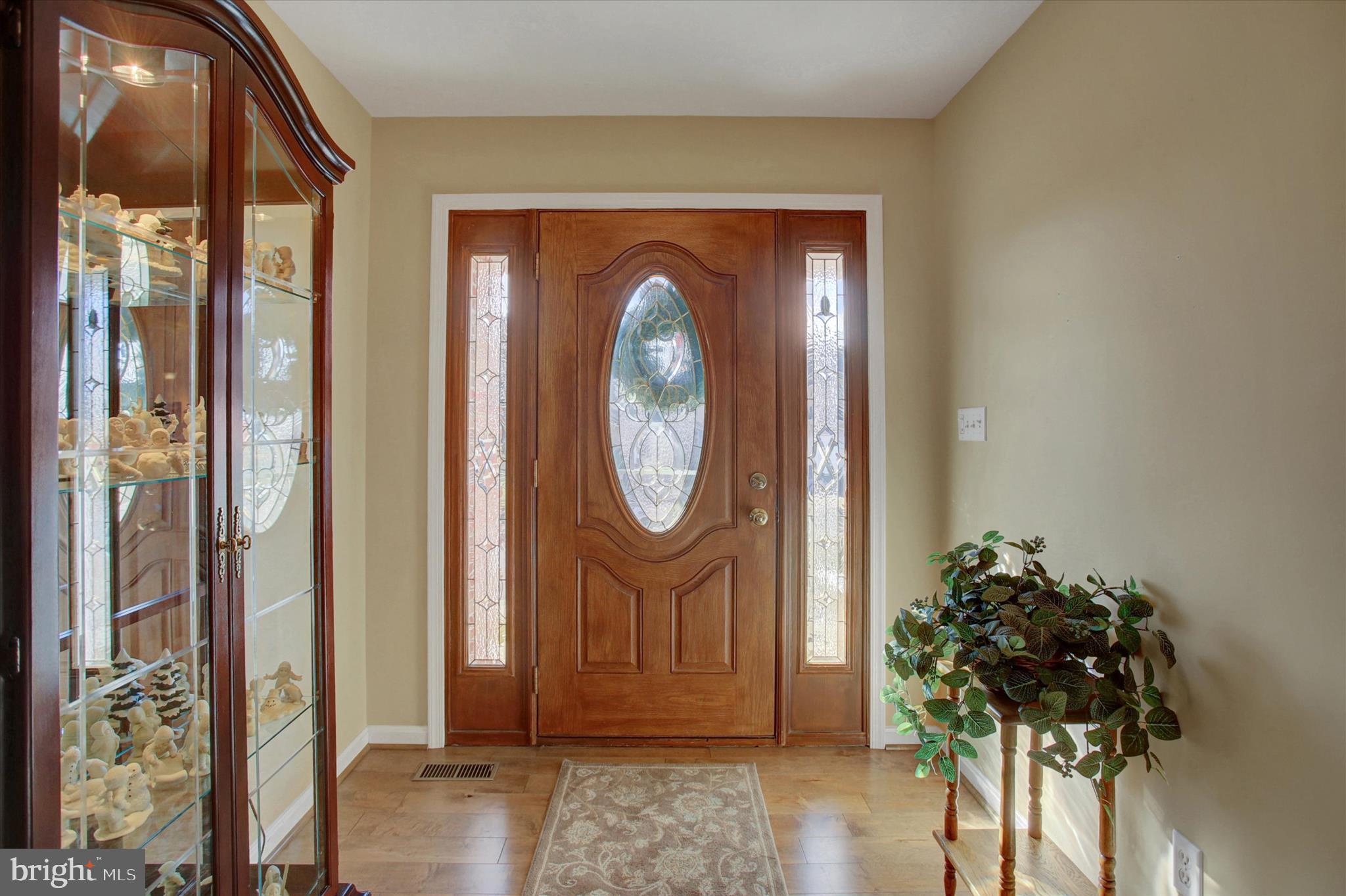 TOWN AND COUNTRY - Residential