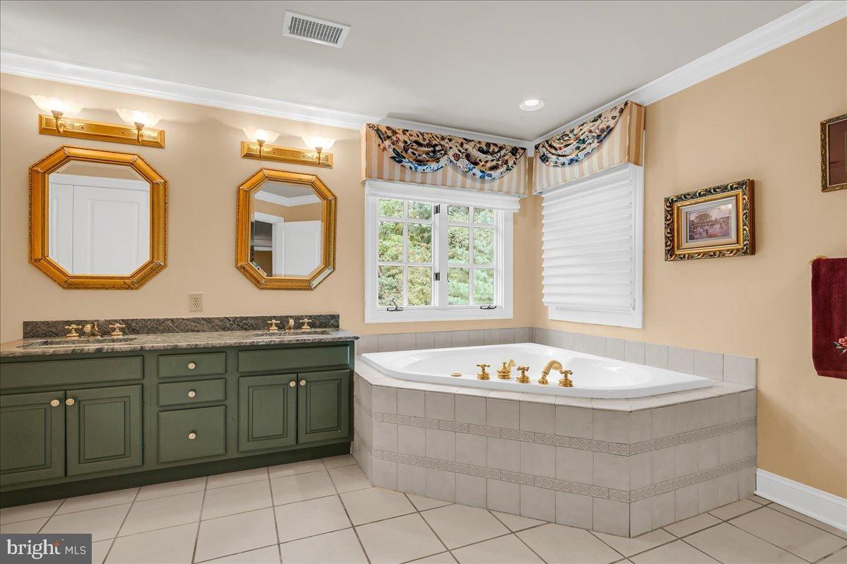 BANESWOOD - Residential