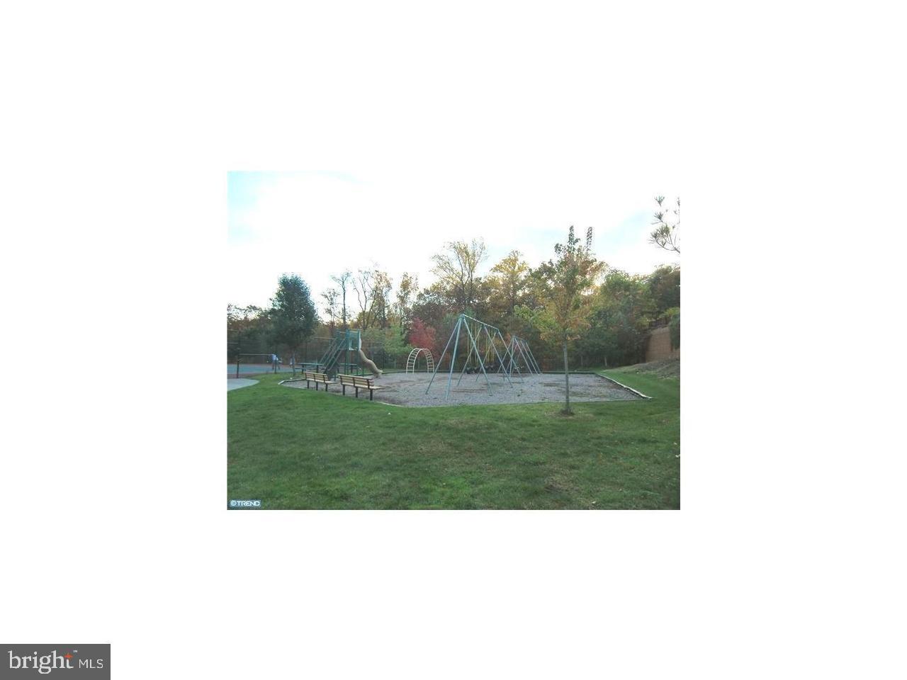 CHARLESTOWN OAKS - Residential Lease