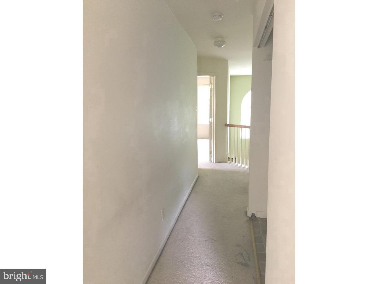 CHARLESTOWN OAKS - Residential Lease