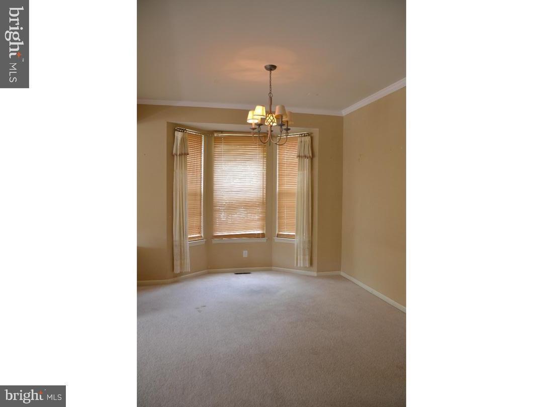 CHARLESTOWN OAKS - Residential Lease