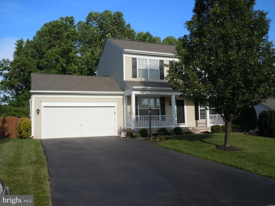 UPDATED COLONIAL IN WINDING CREEK, HARDWOOD FLOORS ON MAIN LEVEL, NEUTRAL DECOR, GAS FIREPLACE IN FAMILY ROOM, REMODELED KITCHEN WITH GRANITE, STAINLESS STEEL APPLIANCES & GAS COOKING, BATHS REMODELED,SCREENED IN PORCH/TREX DECK & PATIO OFF BACK, MASTER WALK-IN CLOSET, MASTER BATH HAS DOUBLE SINKS, FINISHED WALKOUT BSMT HAS BEDROOM & FULL BATH, FENCED YARD BACKS TO WOODS FOR PRIVACY!