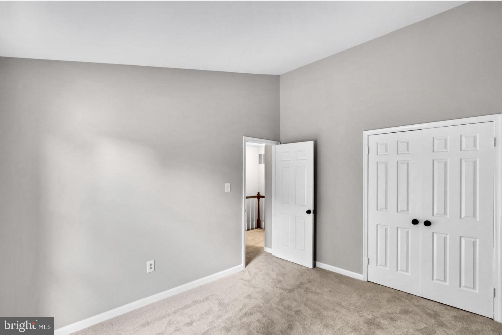 THE HOLLOWS - Residential Lease