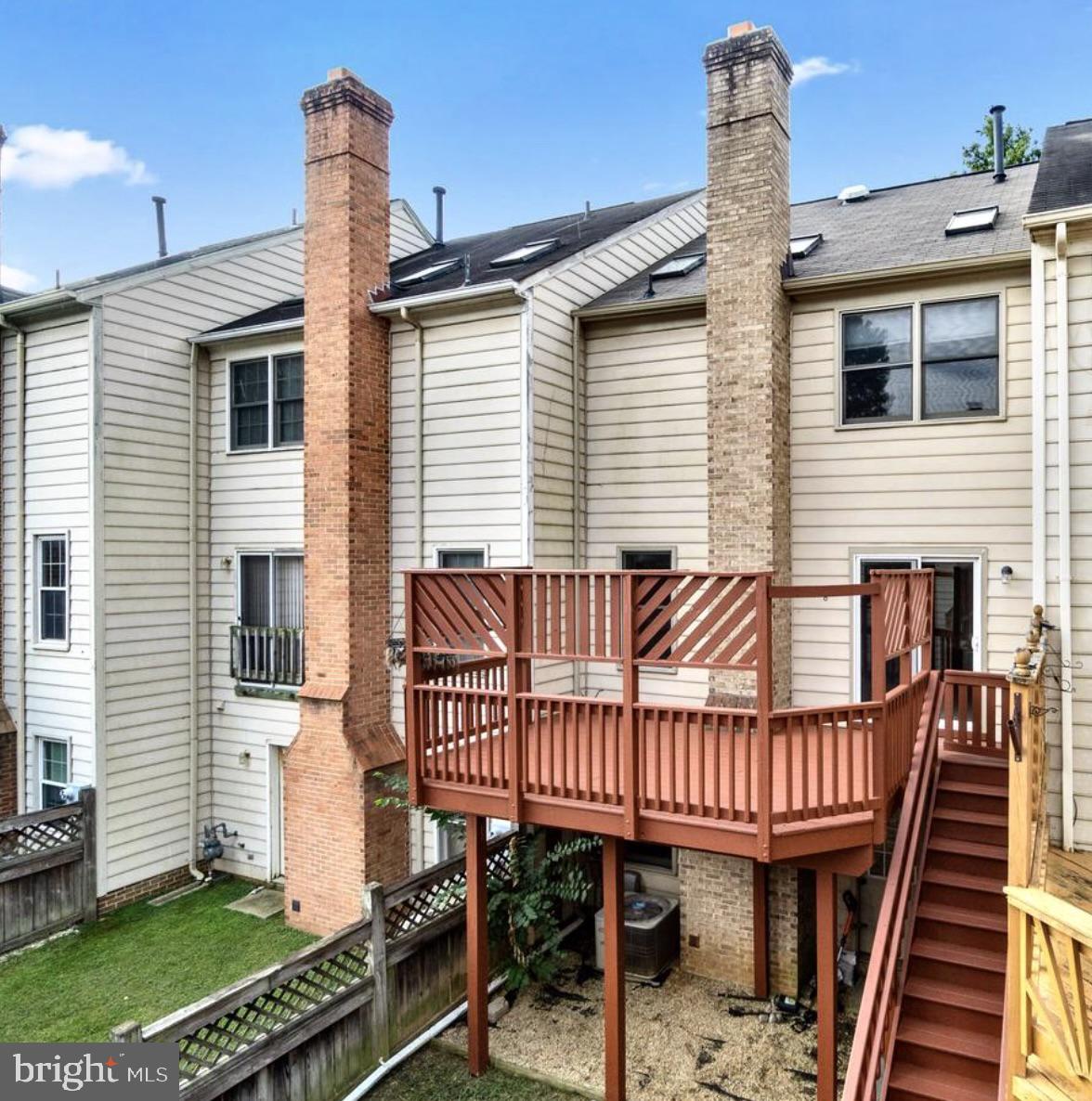 THE HOLLOWS - Residential Lease