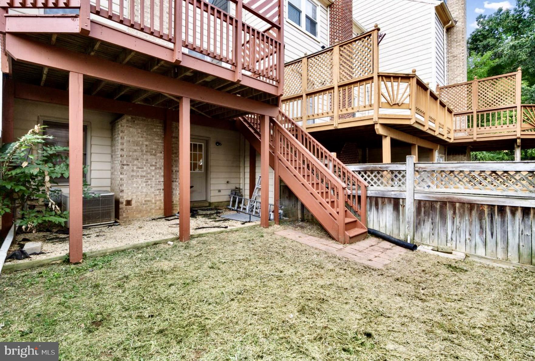 THE HOLLOWS - Residential Lease