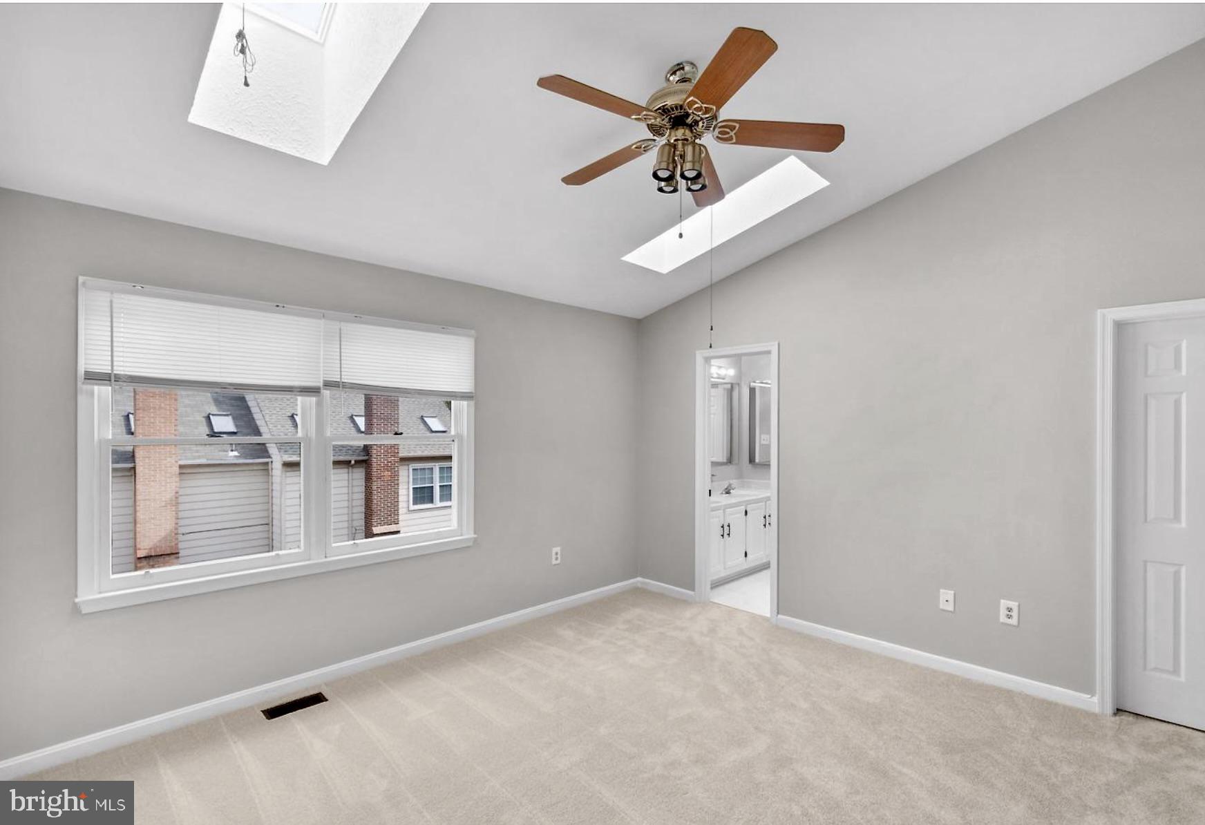 THE HOLLOWS - Residential Lease