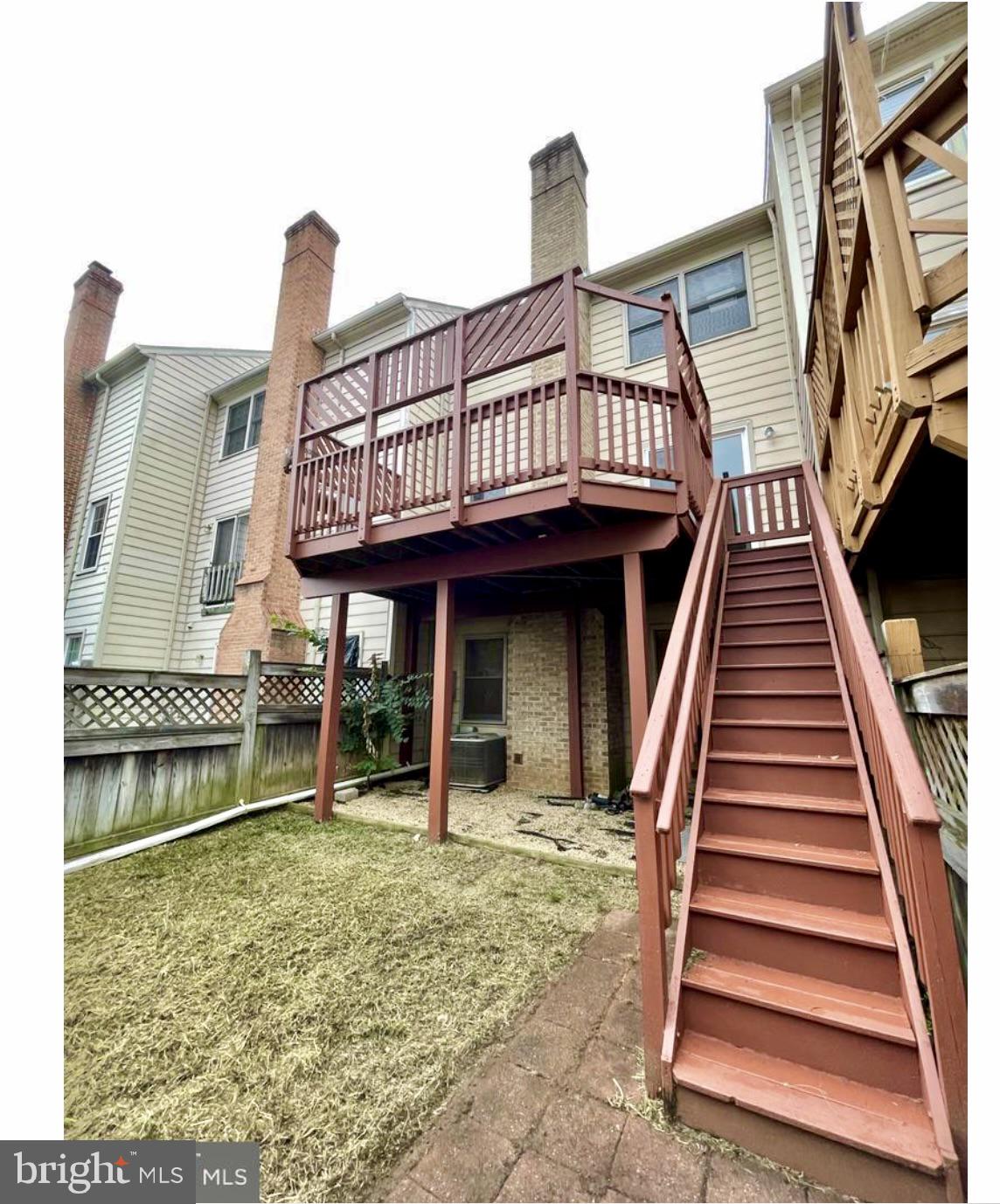 THE HOLLOWS - Residential Lease