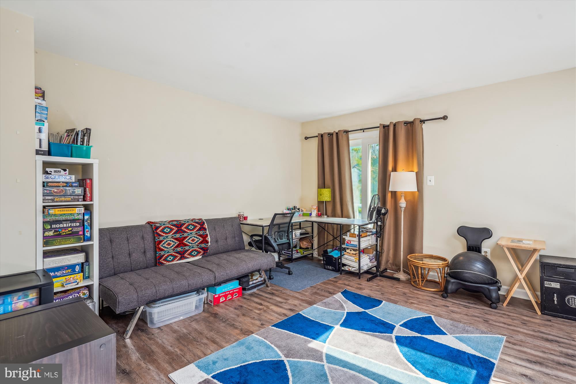 VILL AT MANCHESTER FARMS - Residential