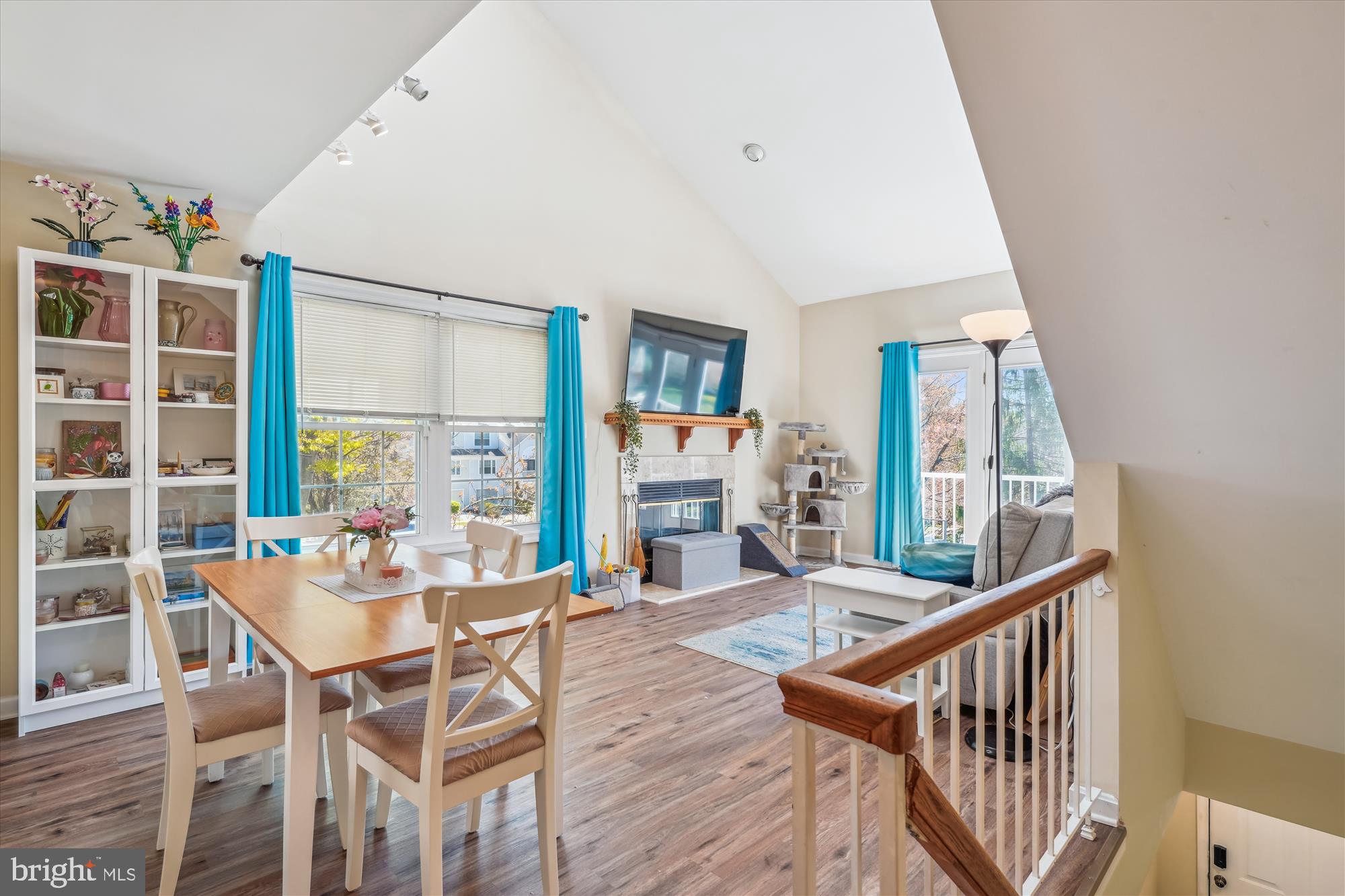 VILL AT MANCHESTER FARMS - Residential