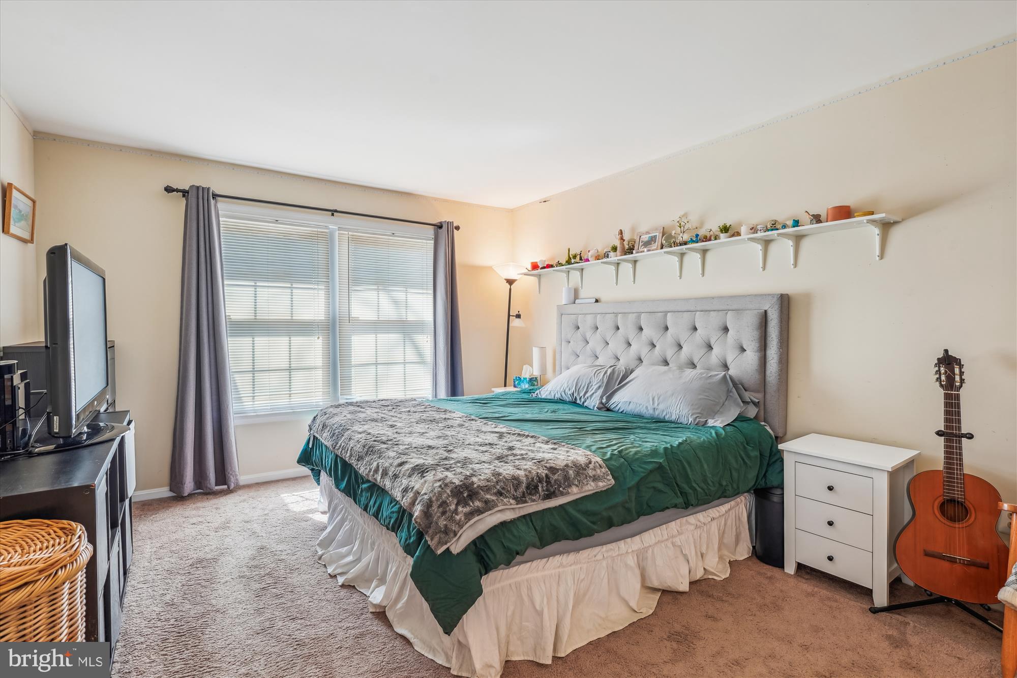 VILL AT MANCHESTER FARMS - Residential