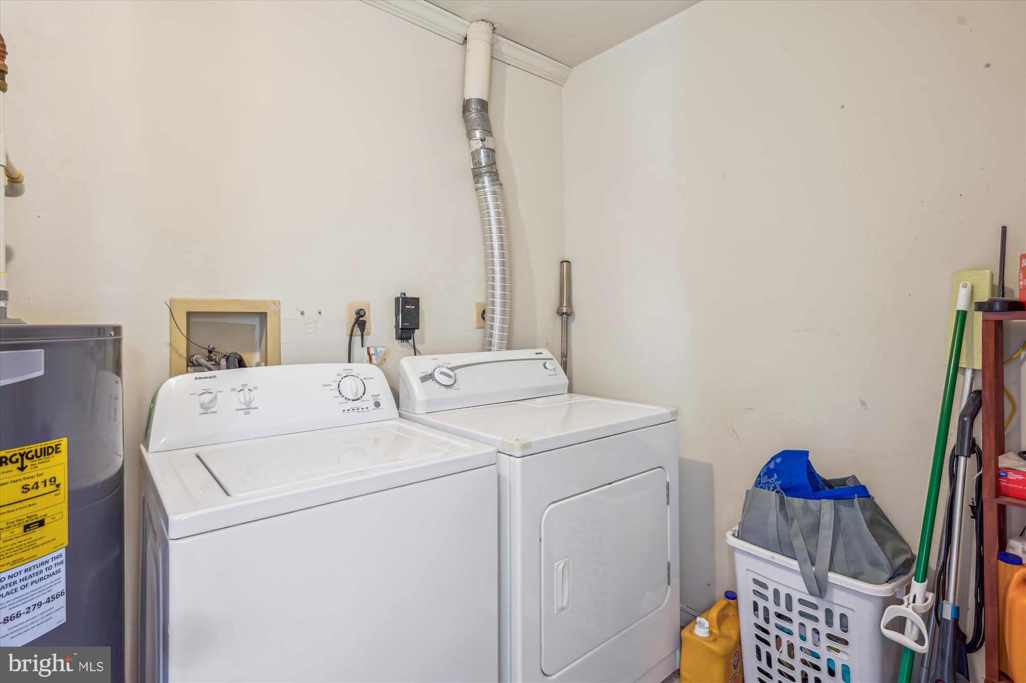 VILL AT MANCHESTER FARMS - Residential