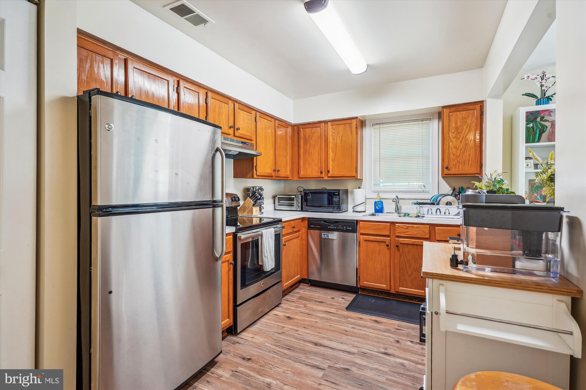 VILL AT MANCHESTER FARMS - Residential