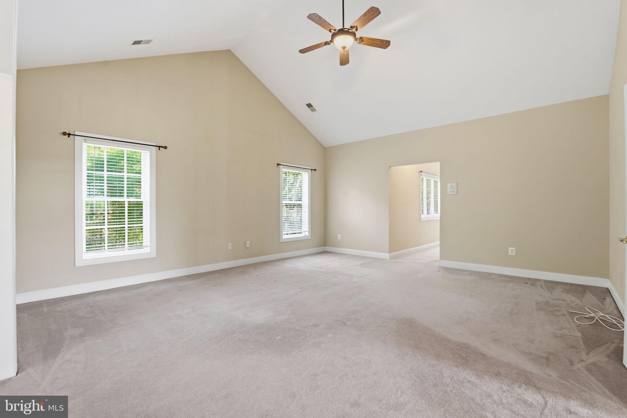 MANOR OAKS - Residential