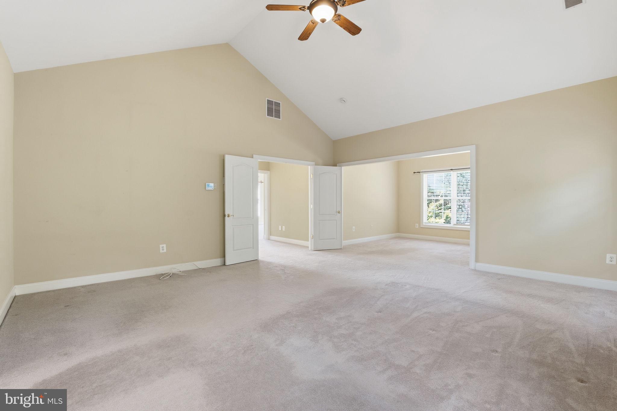 MANOR OAKS - Residential