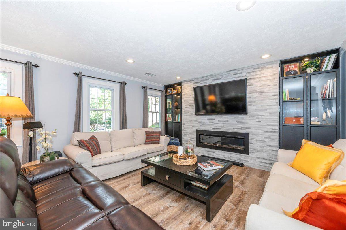 LONG BRANCH - Residential Lease