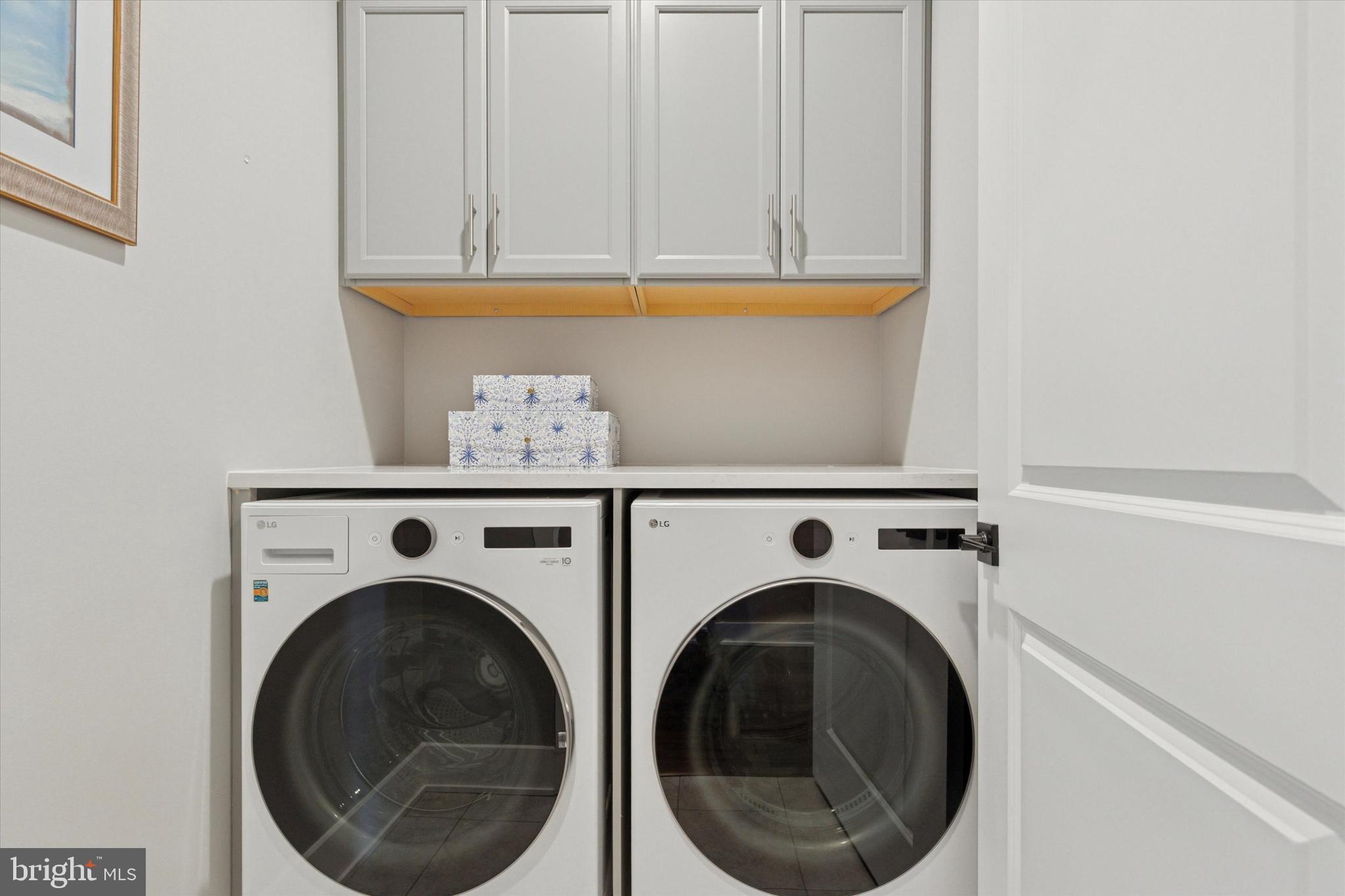 NEWTOWN WALK AT ELLIS PRESERVE - Residential