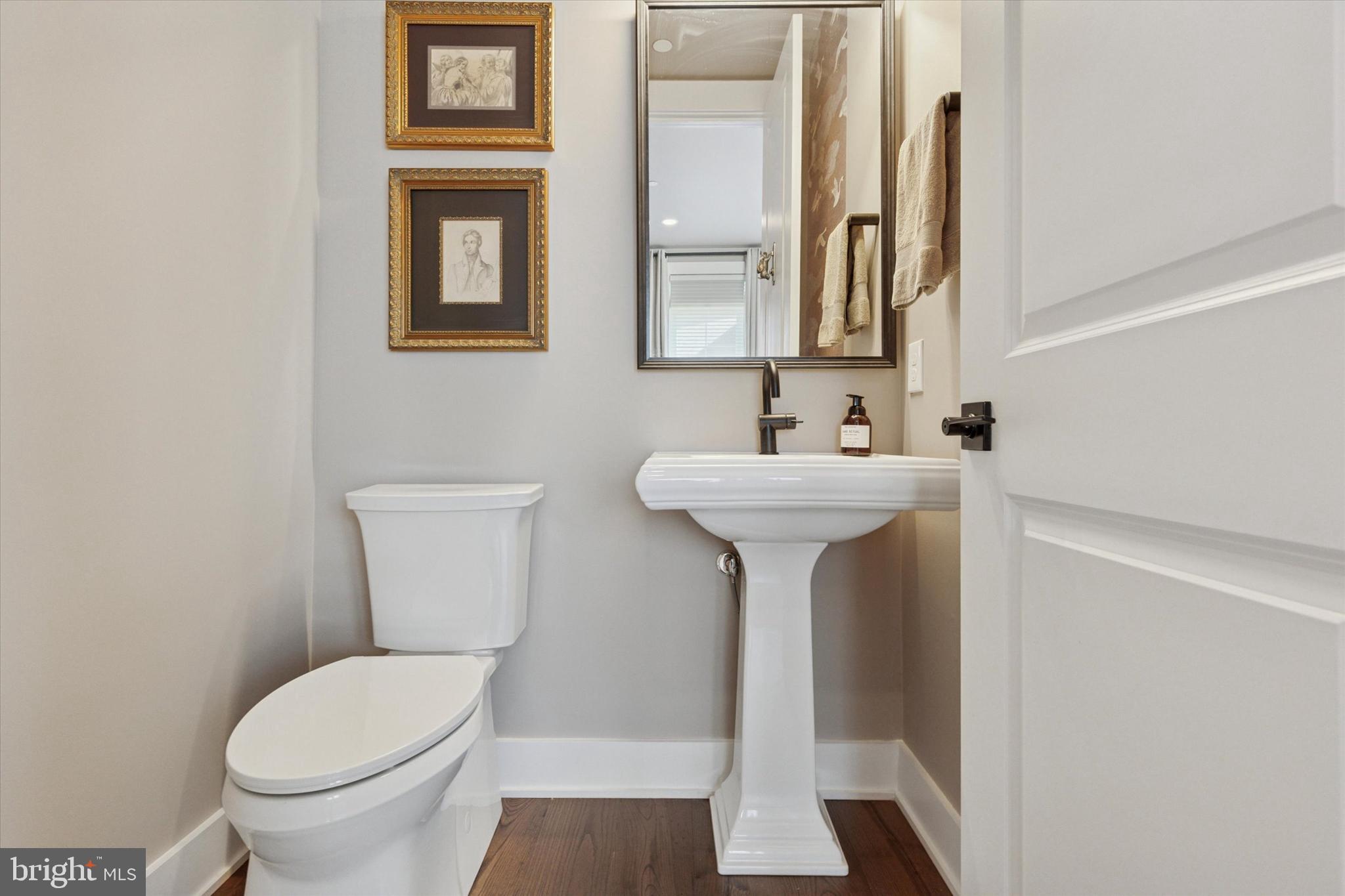 NEWTOWN WALK AT ELLIS PRESERVE - Residential