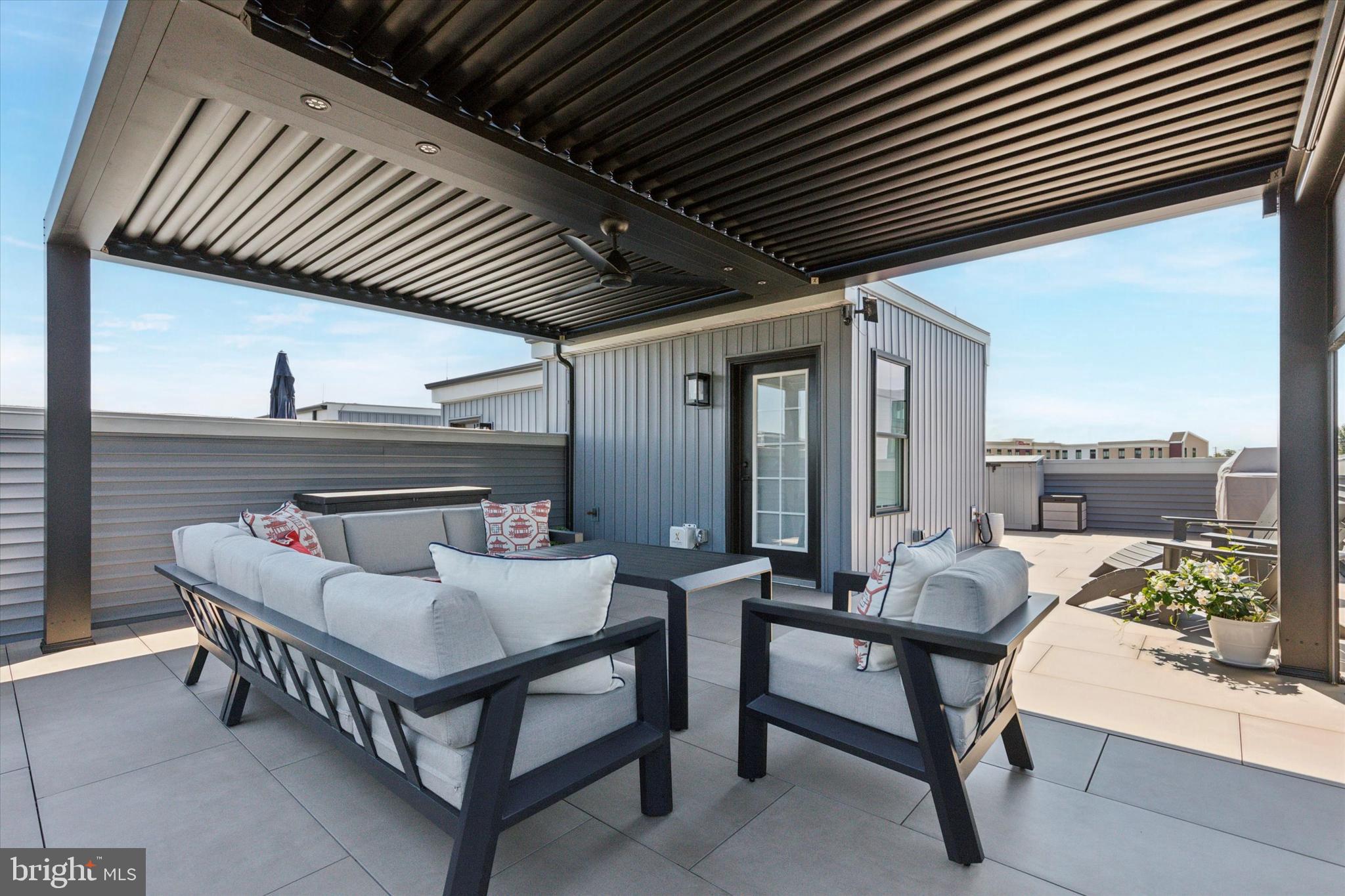 NEWTOWN WALK AT ELLIS PRESERVE - Residential