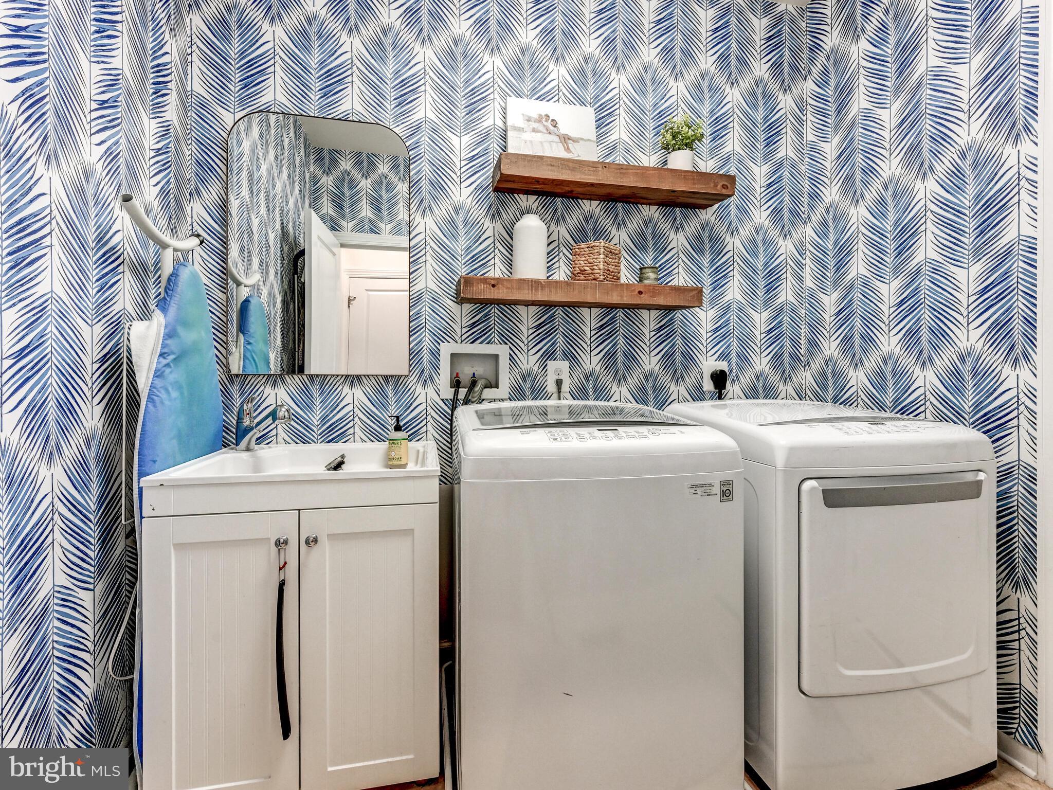 ROCKLAND RIDGE - Residential