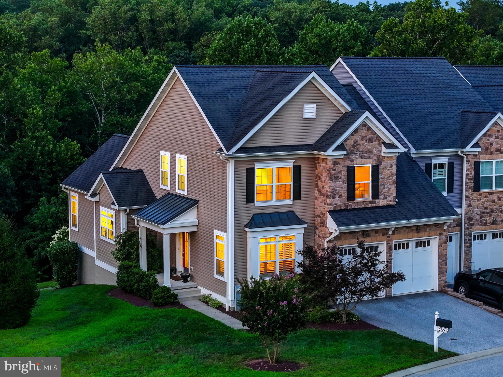 ROCKLAND RIDGE - Residential