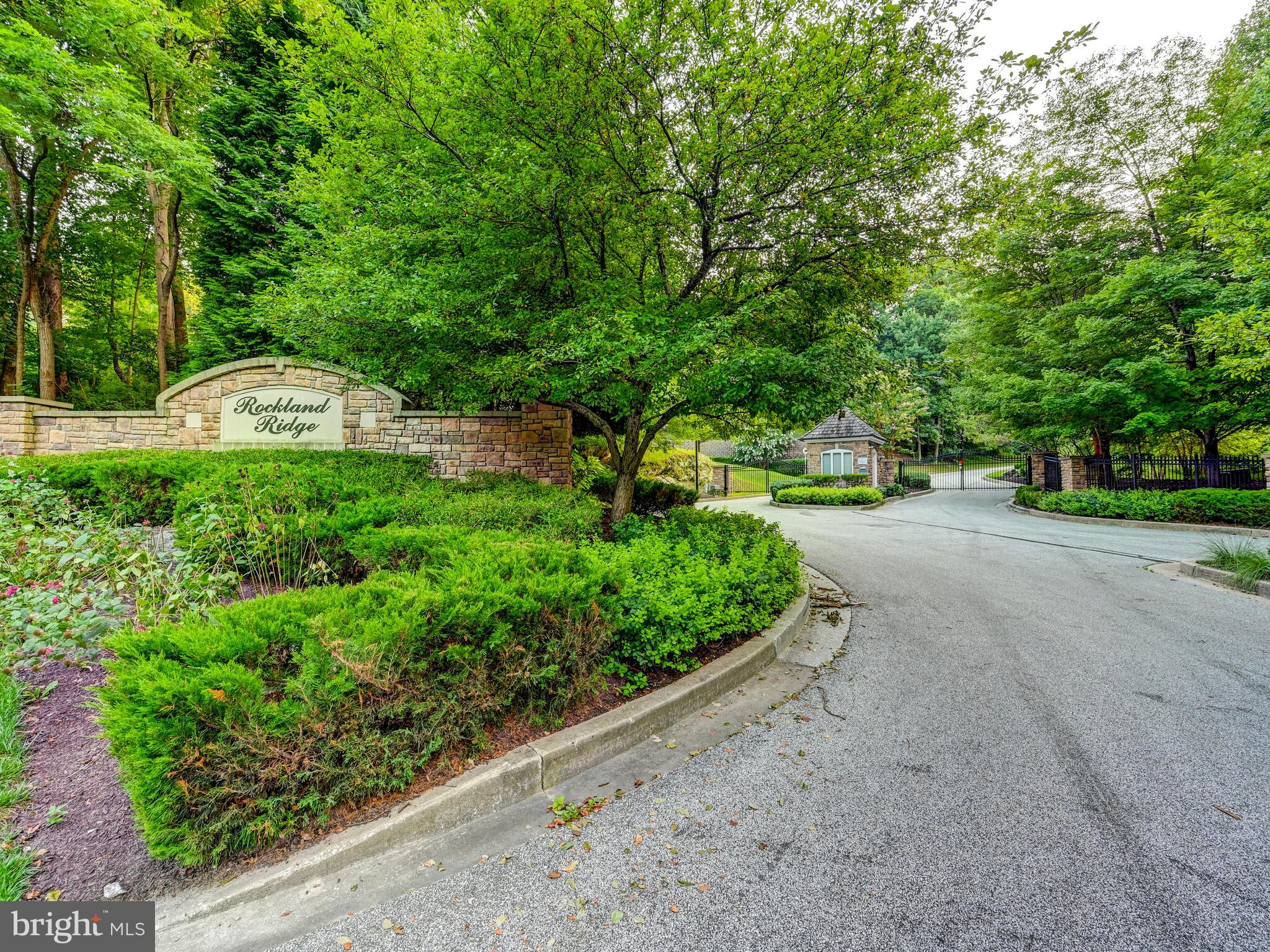 ROCKLAND RIDGE - Residential