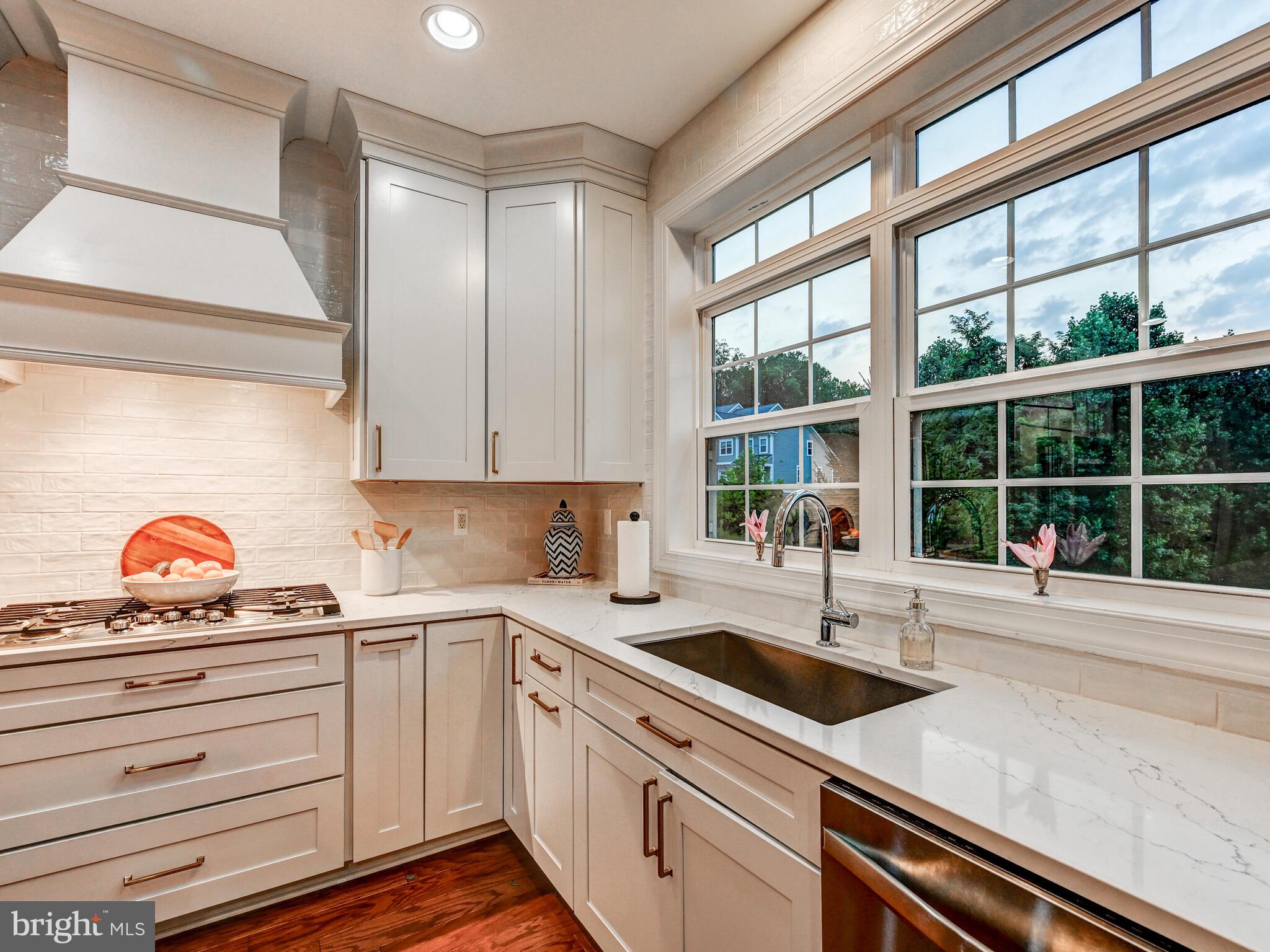 ROCKLAND RIDGE - Residential