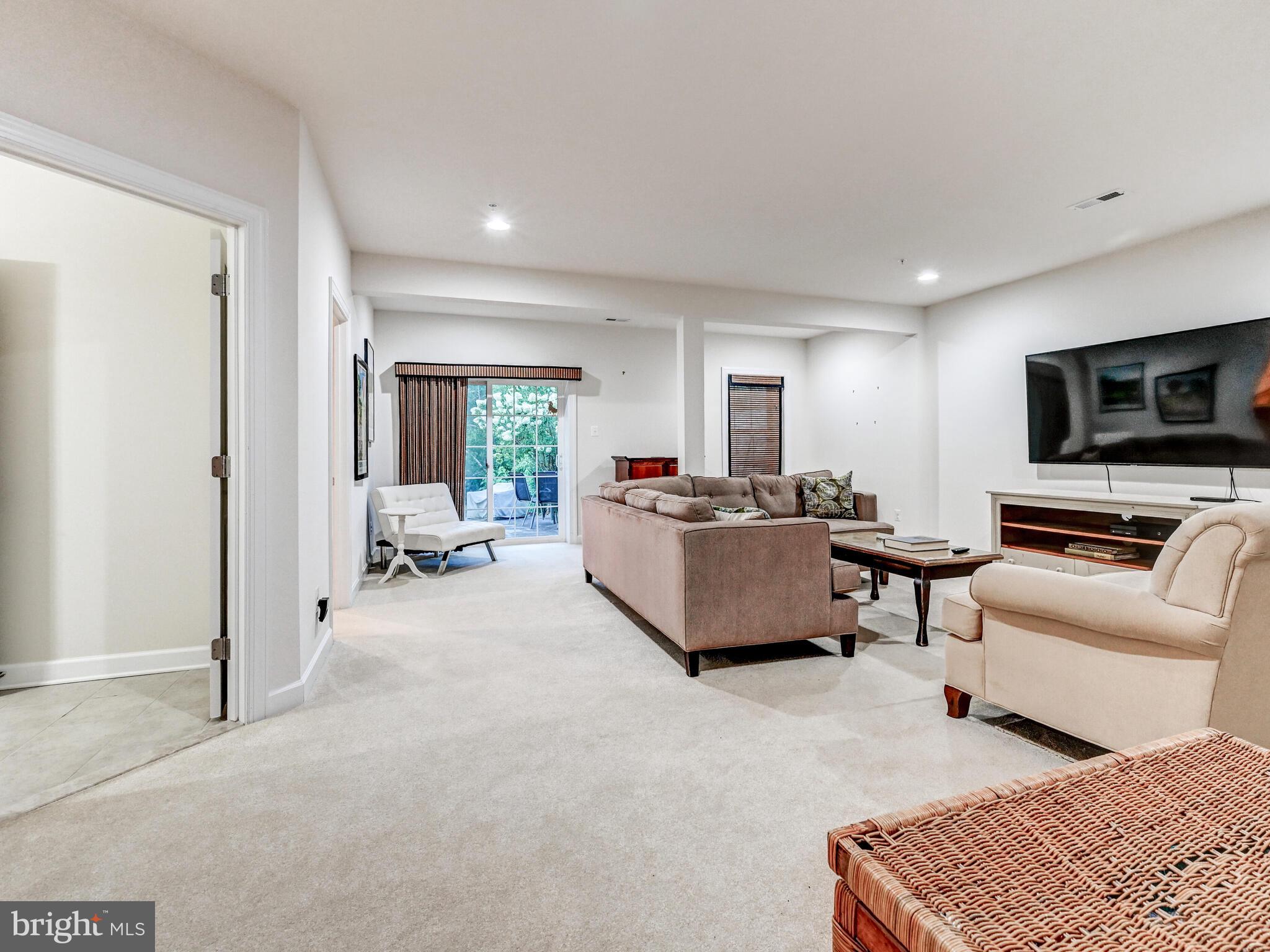 ROCKLAND RIDGE - Residential