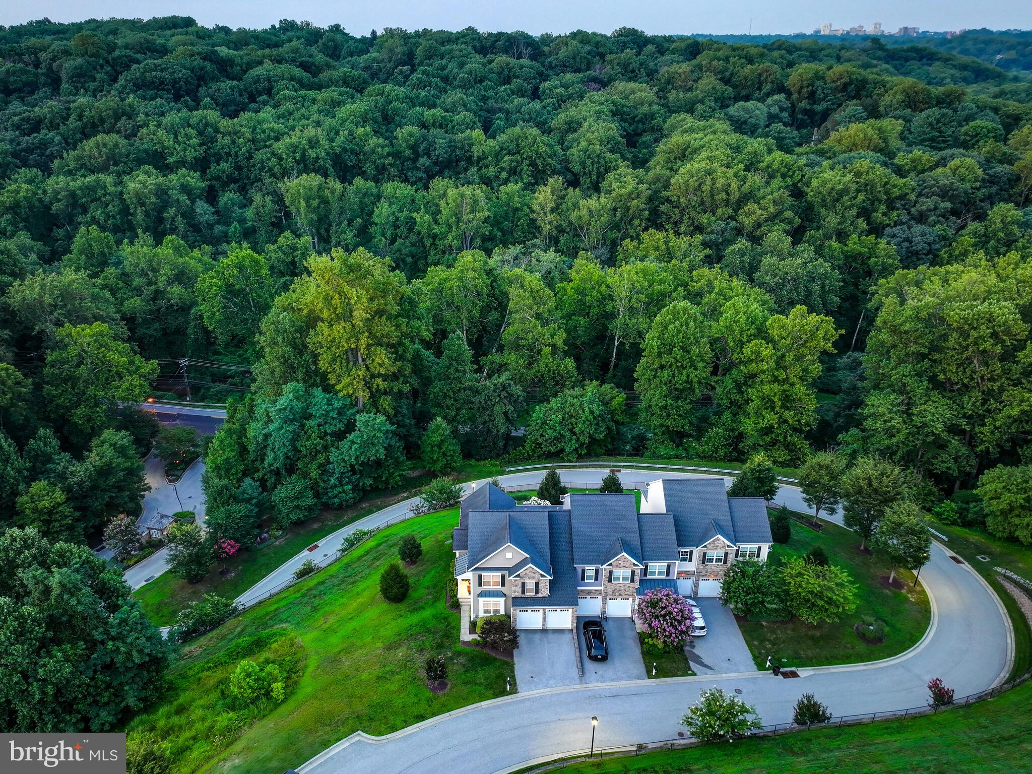 ROCKLAND RIDGE - Residential