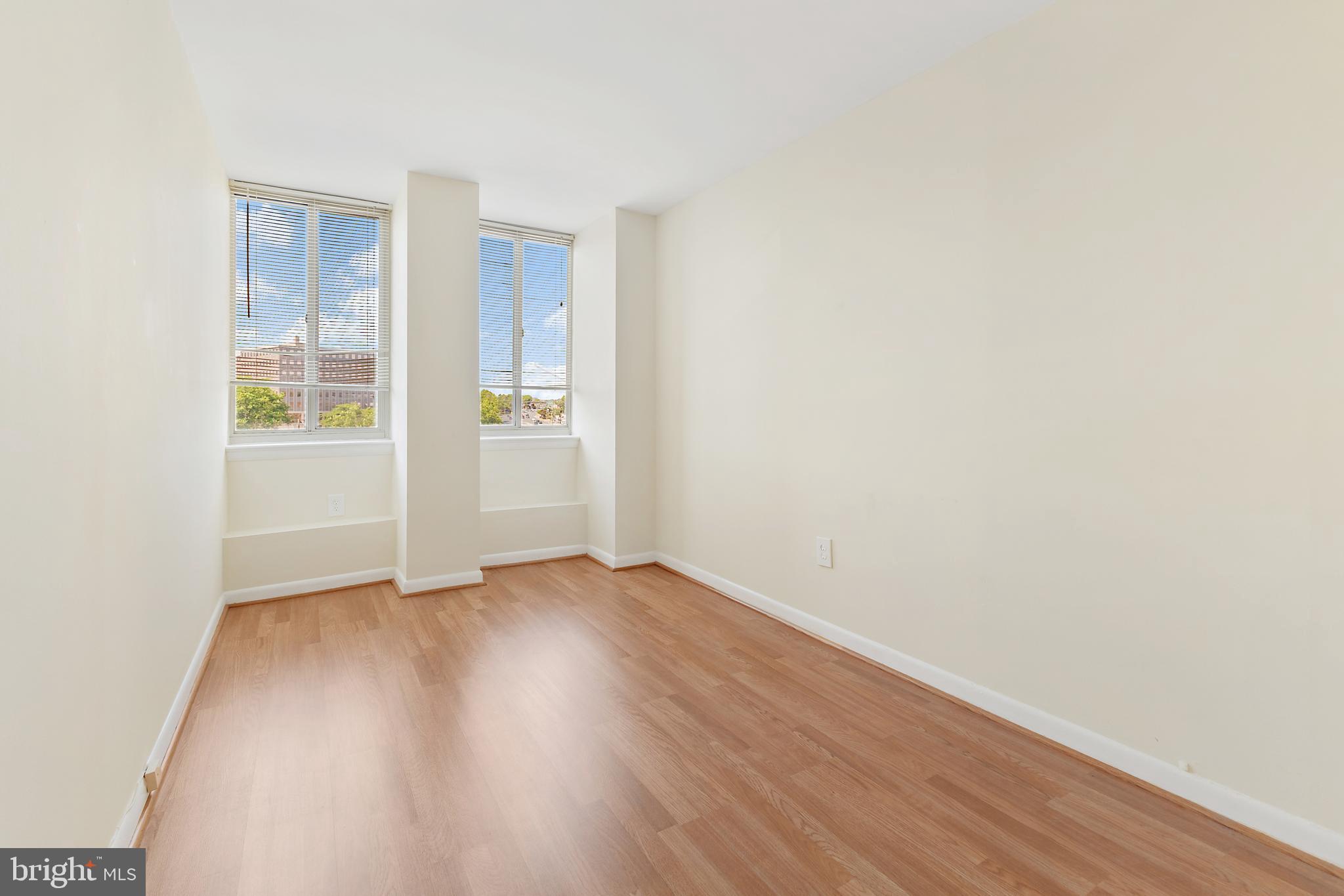 COLUMBIA - Residential