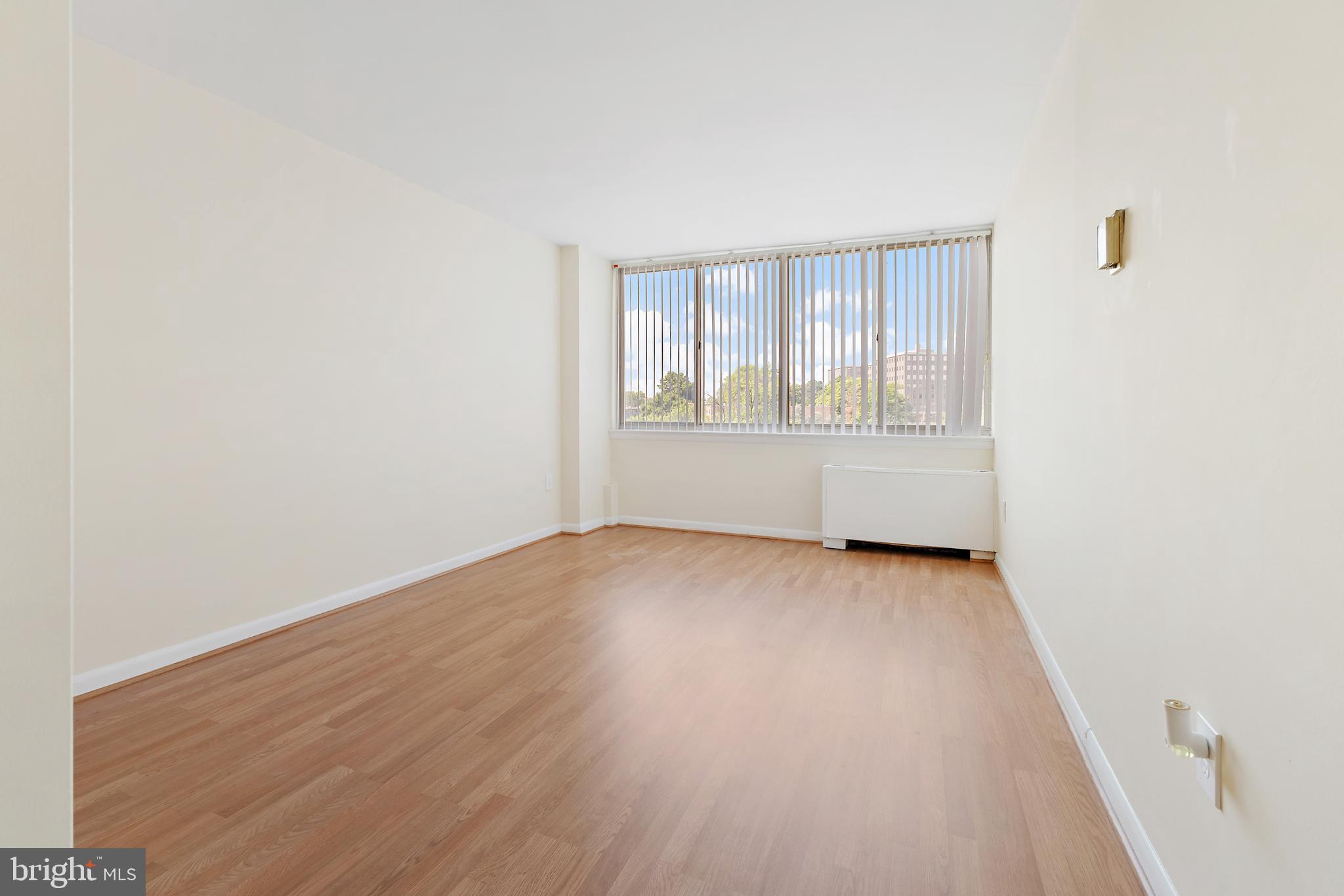 COLUMBIA - Residential