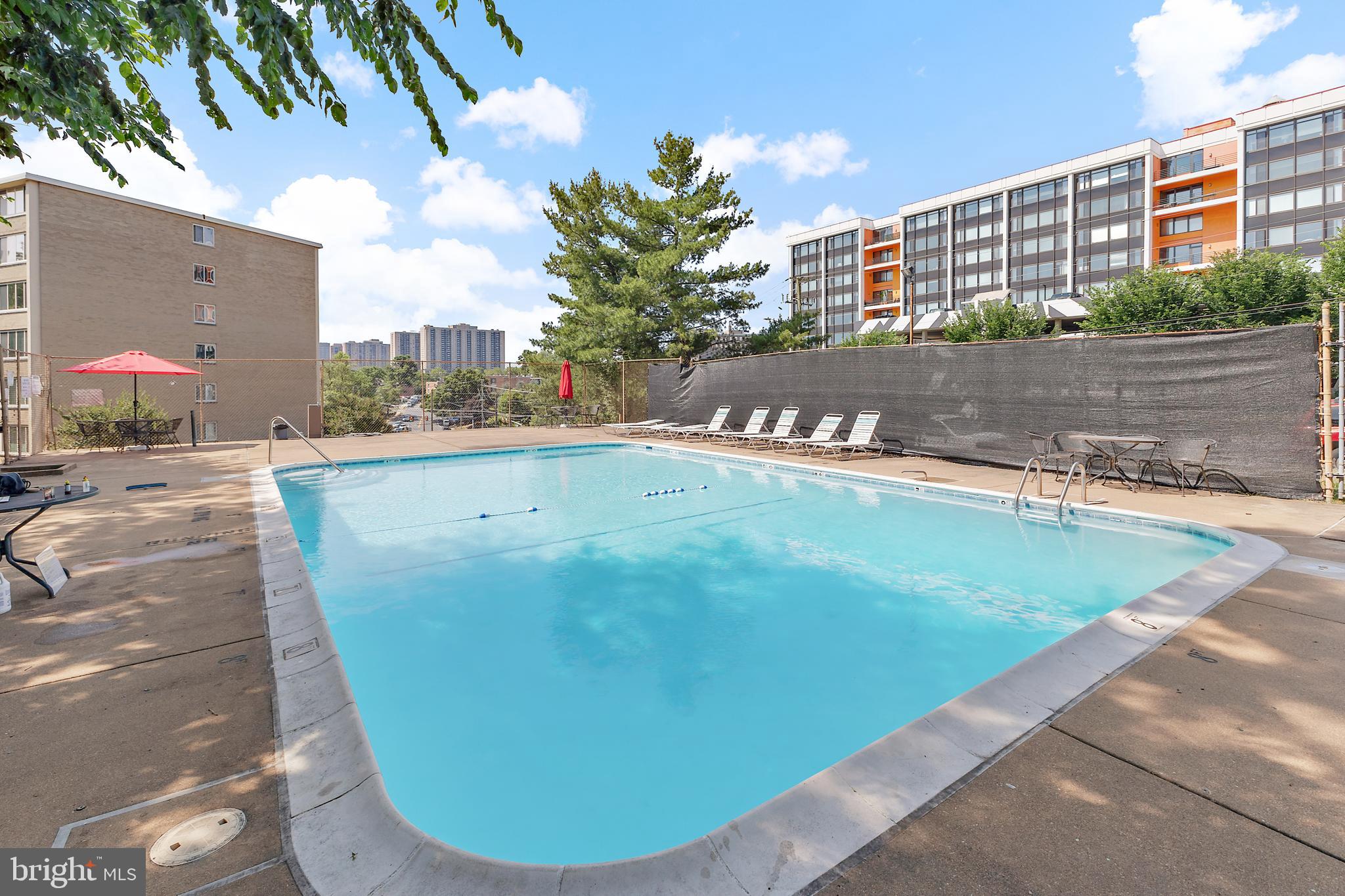 COLUMBIA - Residential