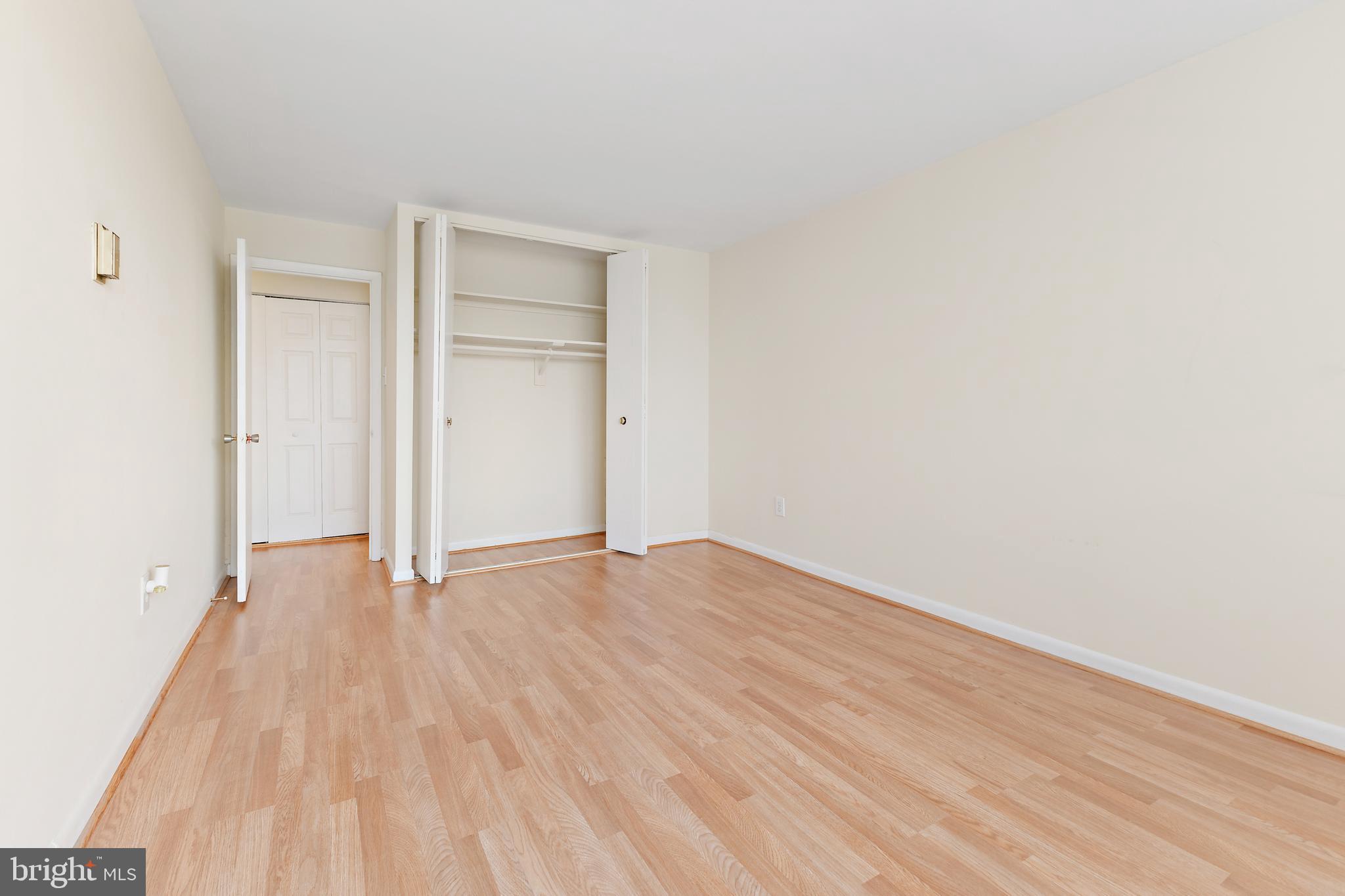 COLUMBIA - Residential