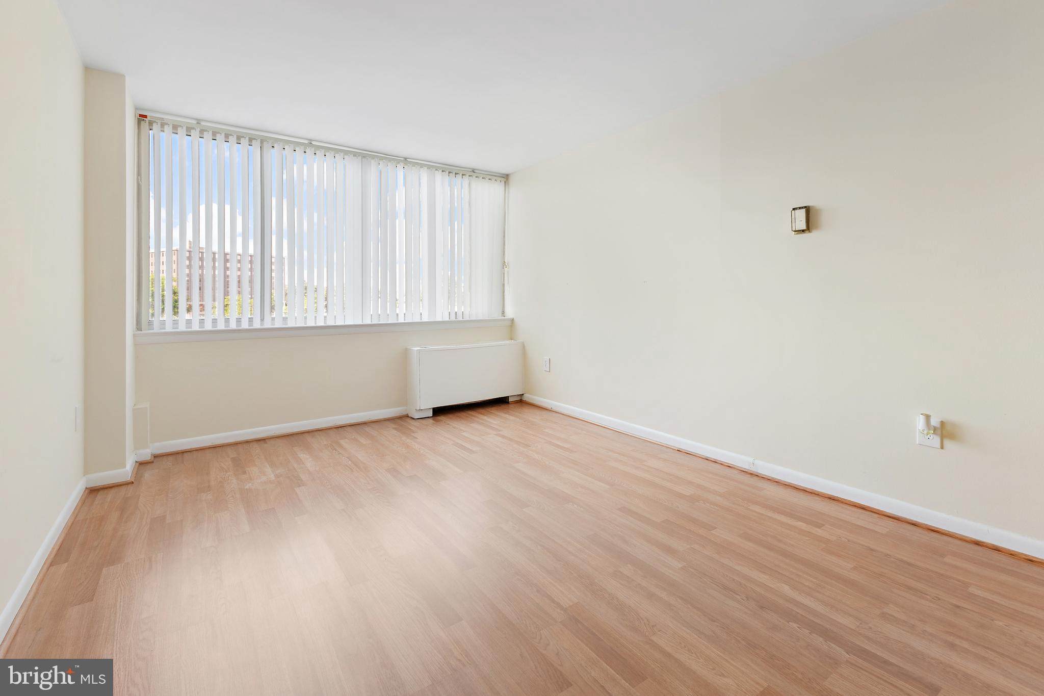 COLUMBIA - Residential