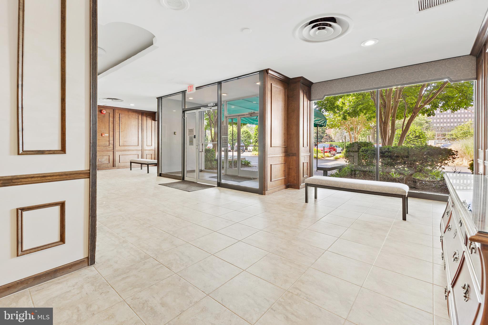 COLUMBIA - Residential