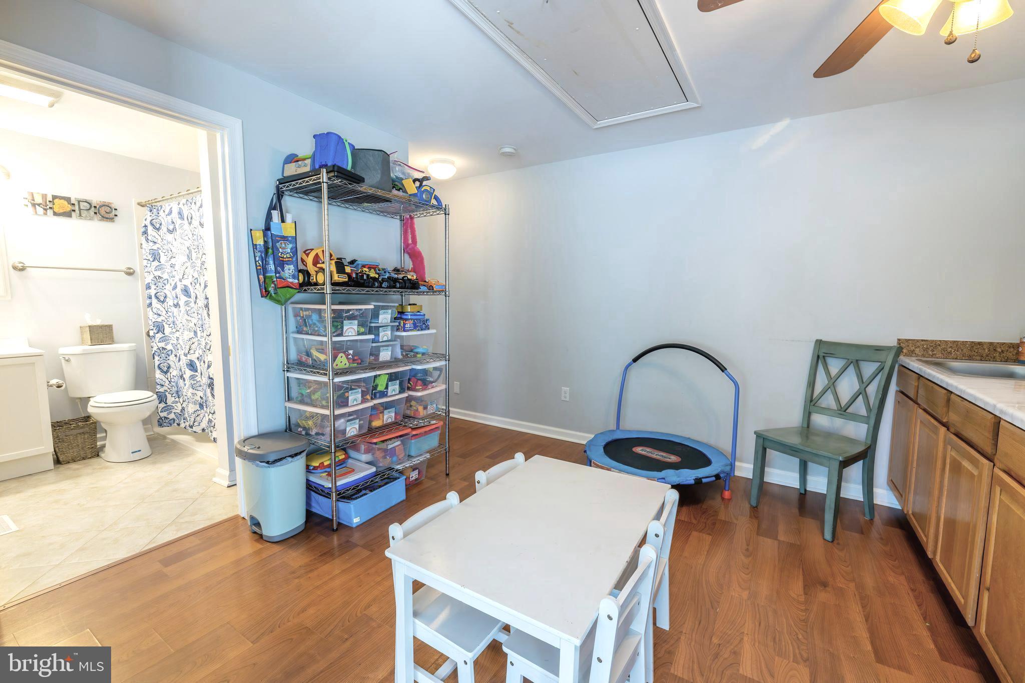 CLOVERFIELDS - Residential