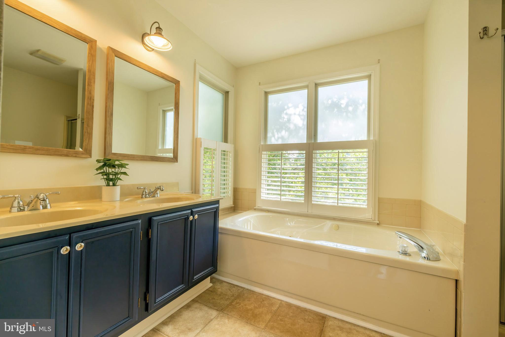 CLOVERFIELDS - Residential