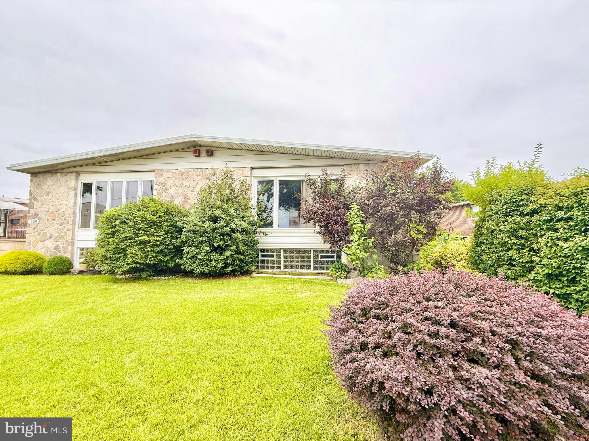 1931 GREYMONT STREET