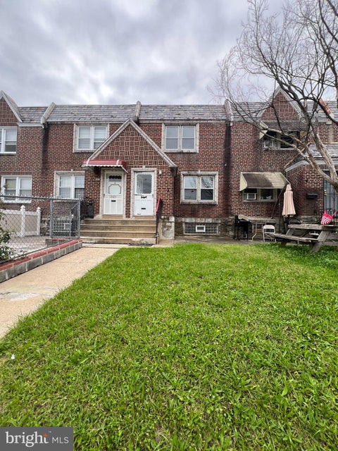 Townhouse For Sale - 7127 Horrocks Street<br/> Philadelphia County, PHILADELPHIA, PA 19149