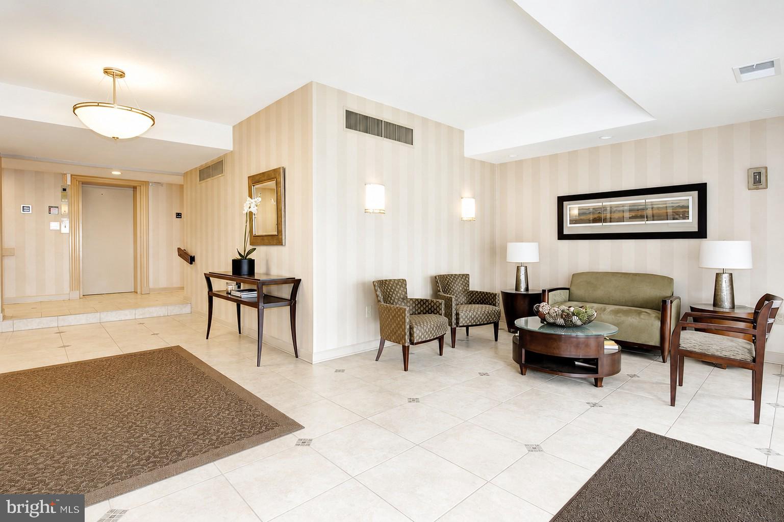 4800 CHEVY CHASE DRIVE 404