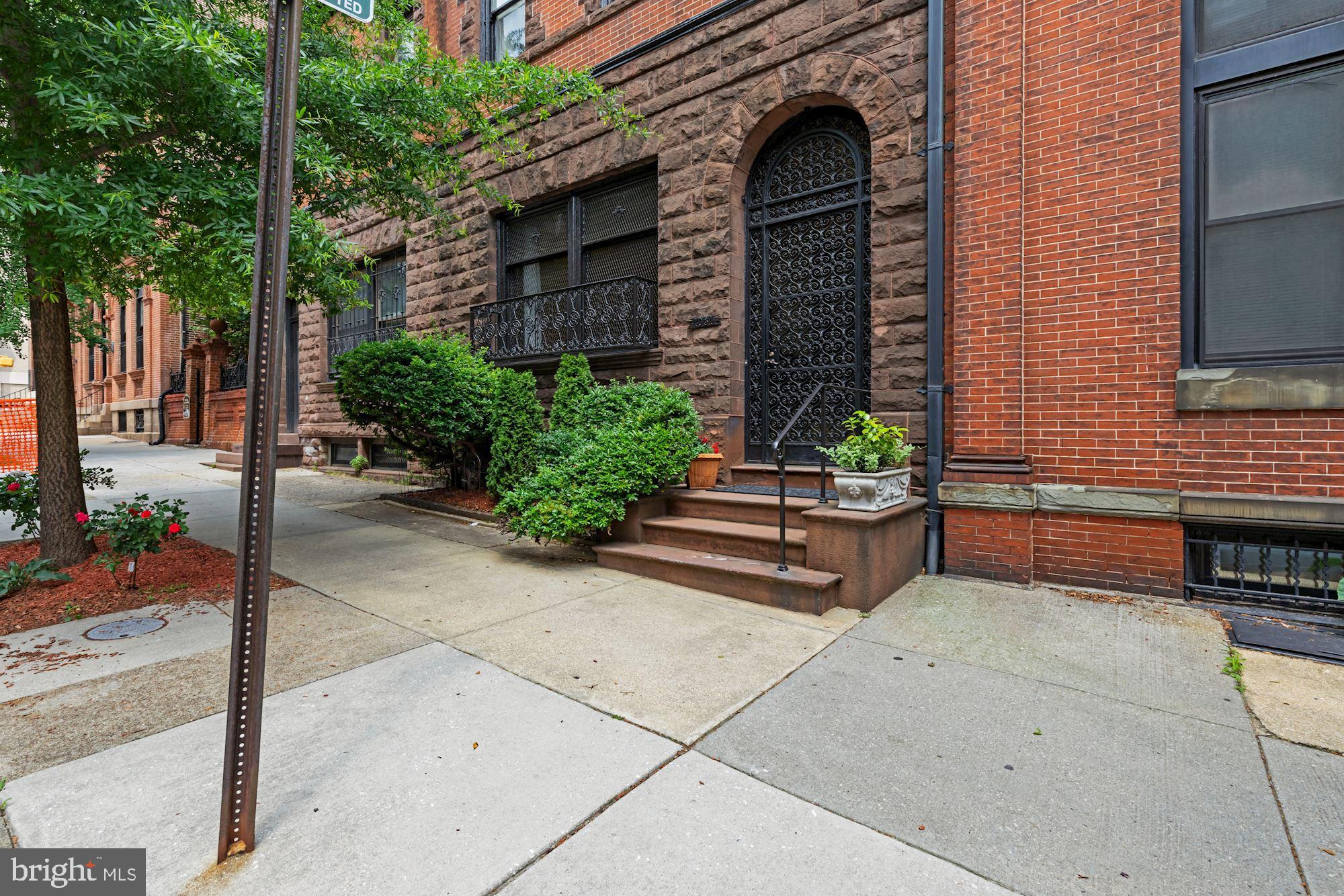 MOUNT VERNON PLACE HISTORIC DISTRICT - Residential