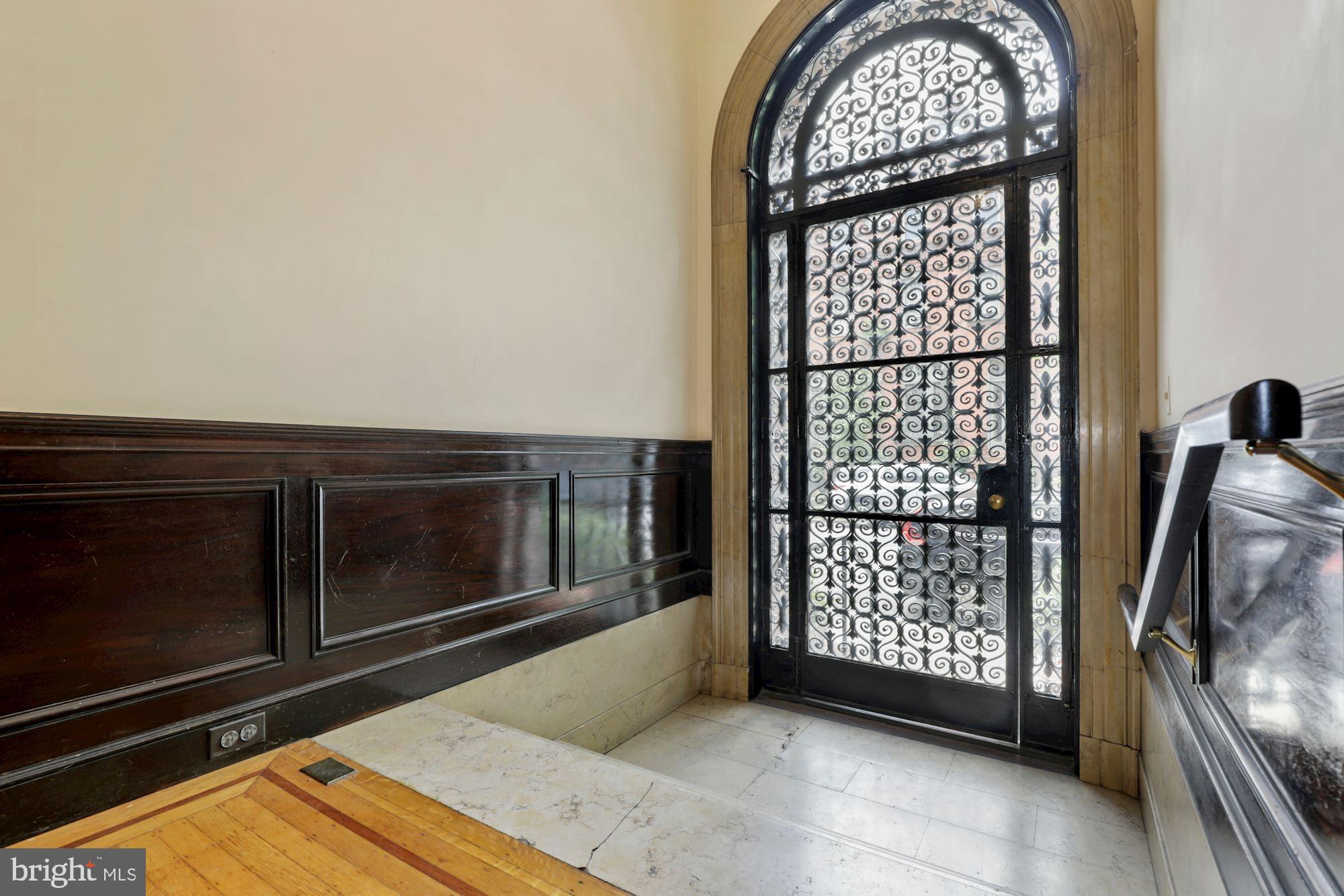 MOUNT VERNON PLACE HISTORIC DISTRICT - Residential