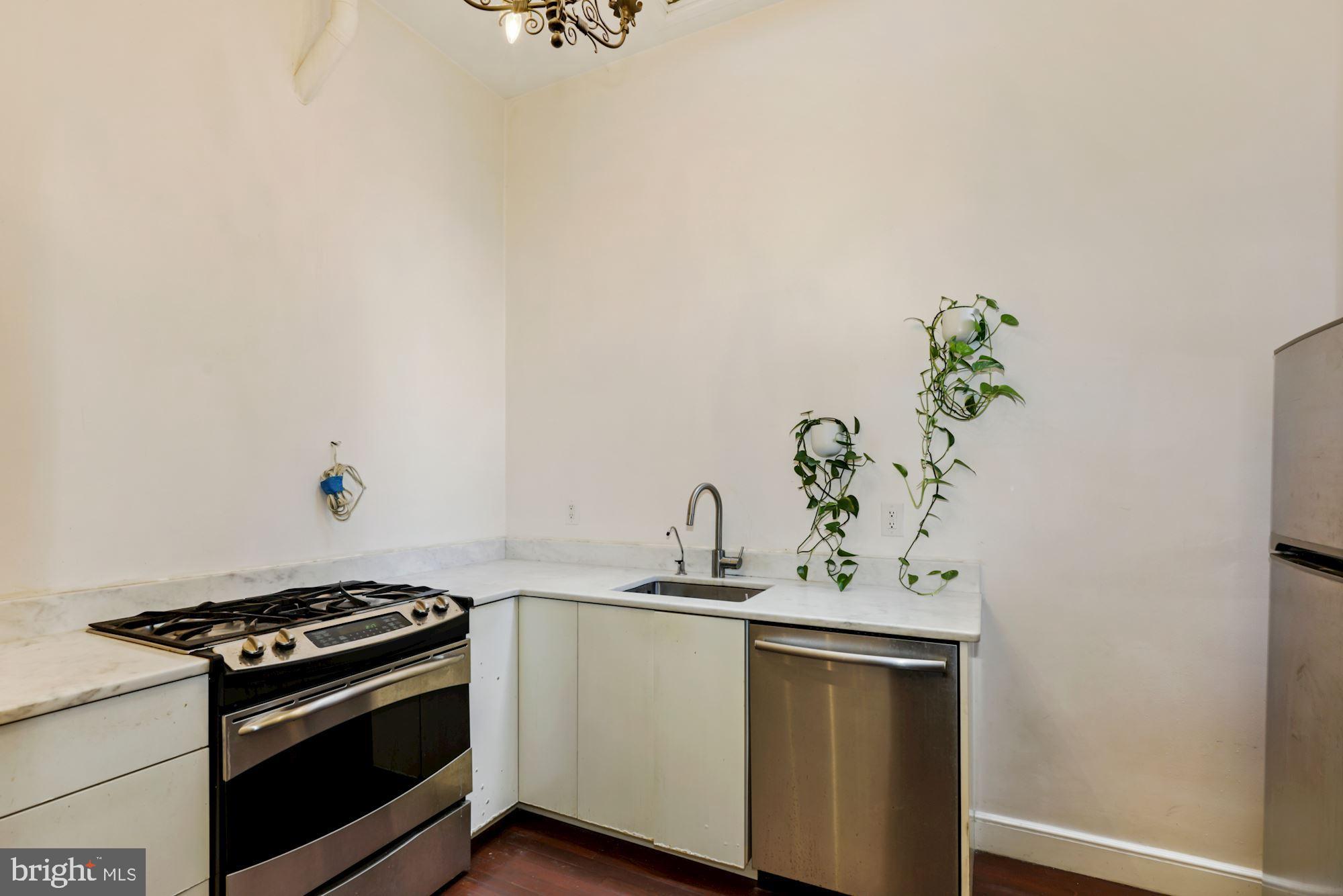 MOUNT VERNON PLACE HISTORIC DISTRICT - Residential