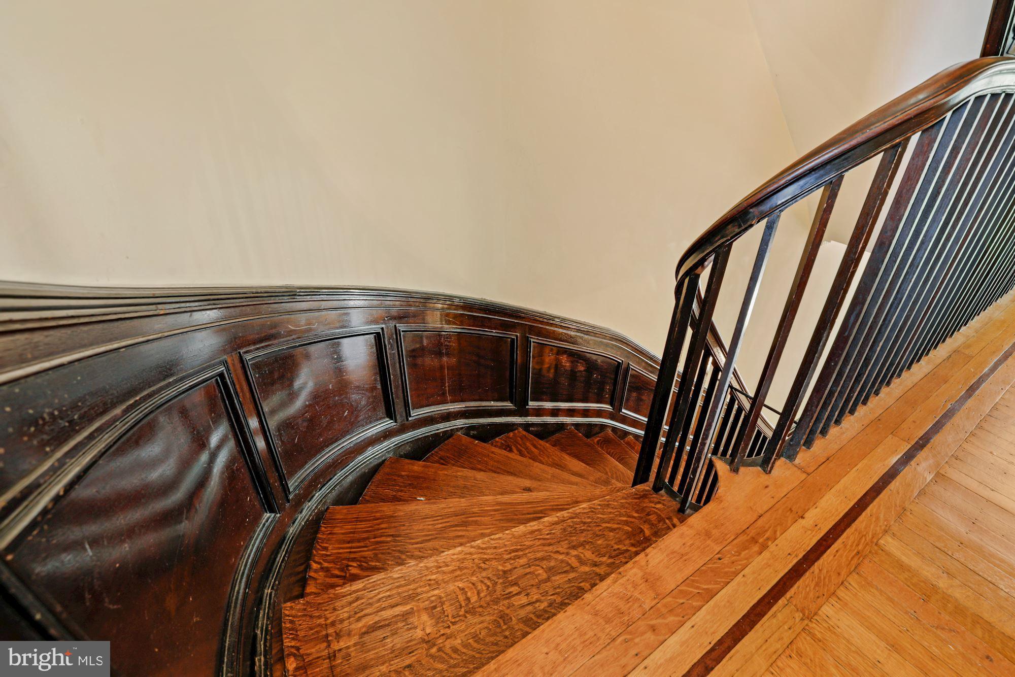 MOUNT VERNON PLACE HISTORIC DISTRICT - Residential