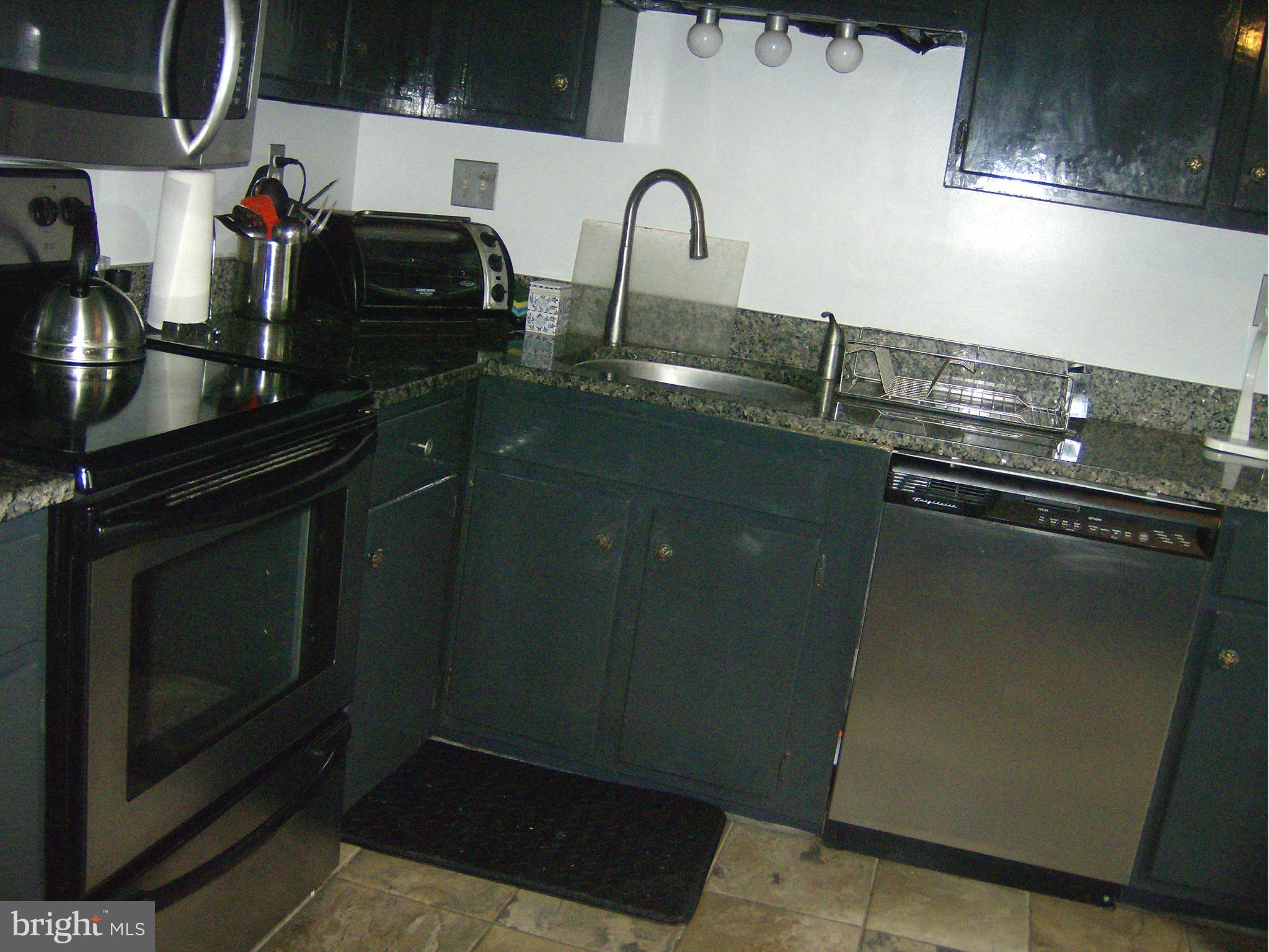 LAKE VILLAGE MANOR - Residential