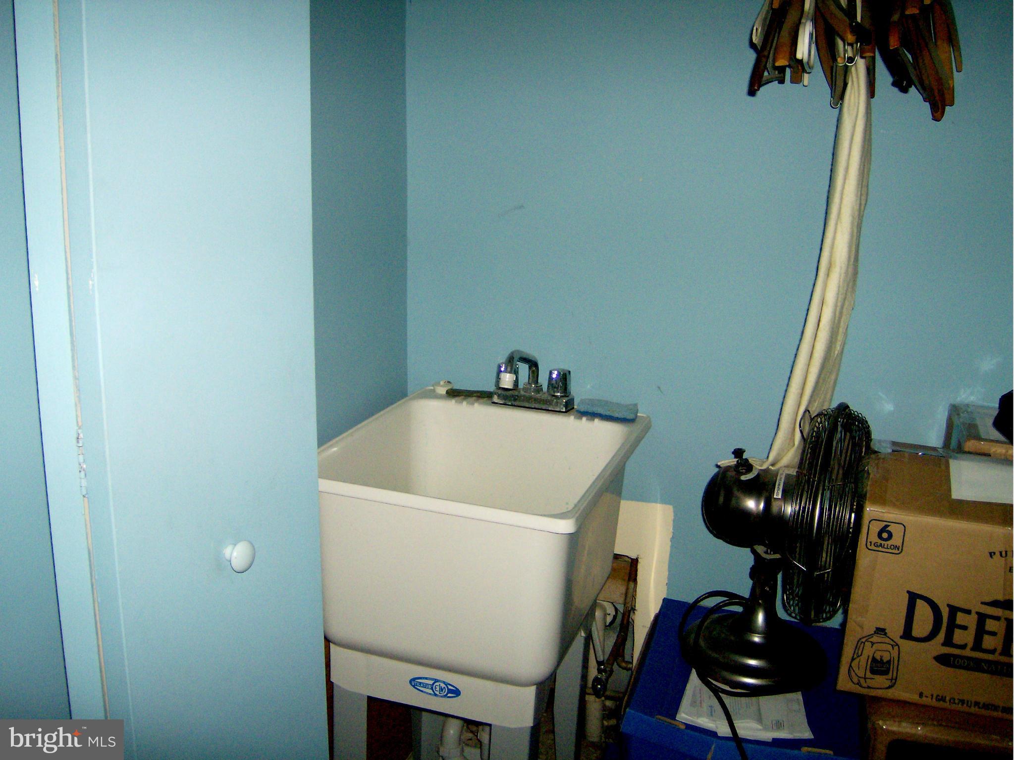 LAKE VILLAGE MANOR - Residential