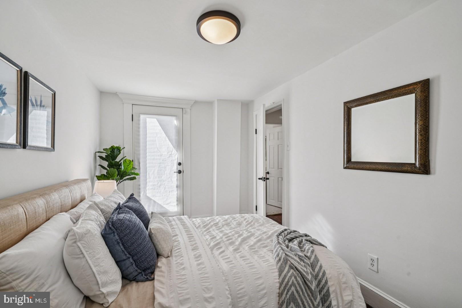 GRADUATE HOSPITAL - Residential