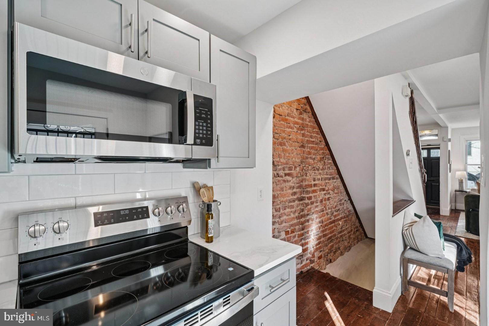 GRADUATE HOSPITAL - Residential