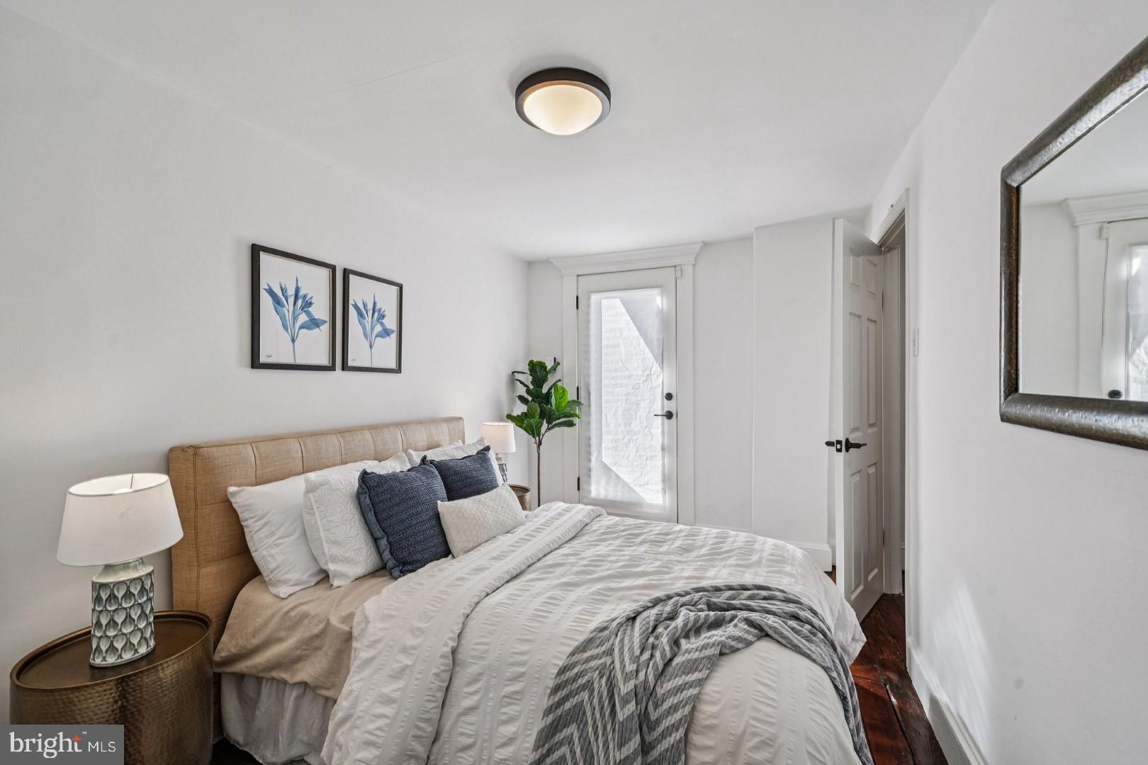 GRADUATE HOSPITAL - Residential