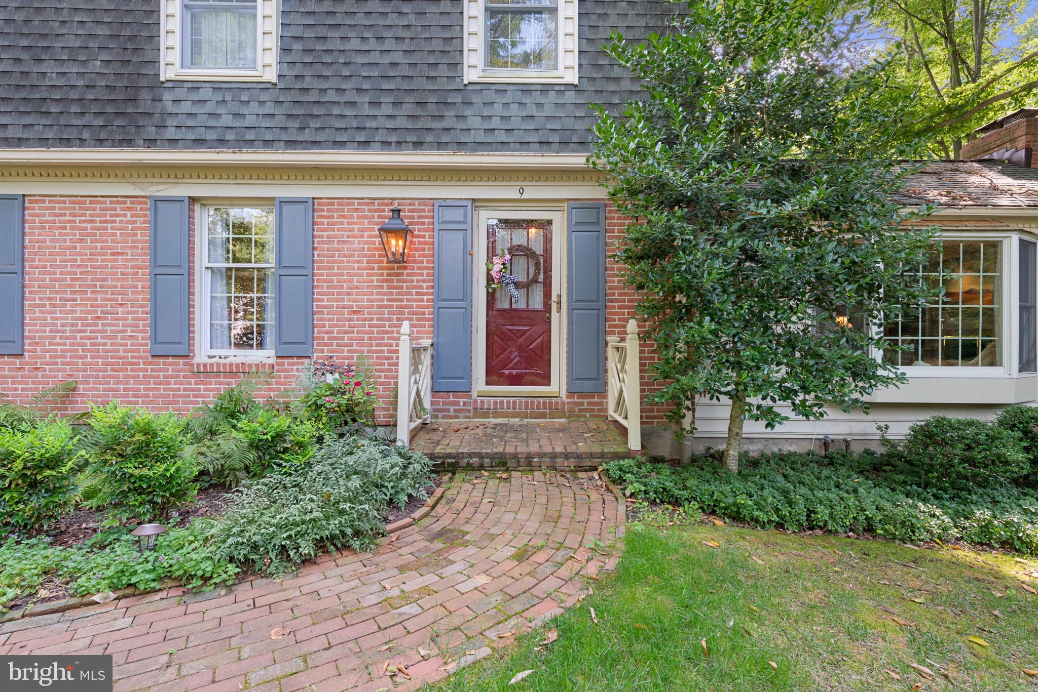 SUMMER HILL - Residential